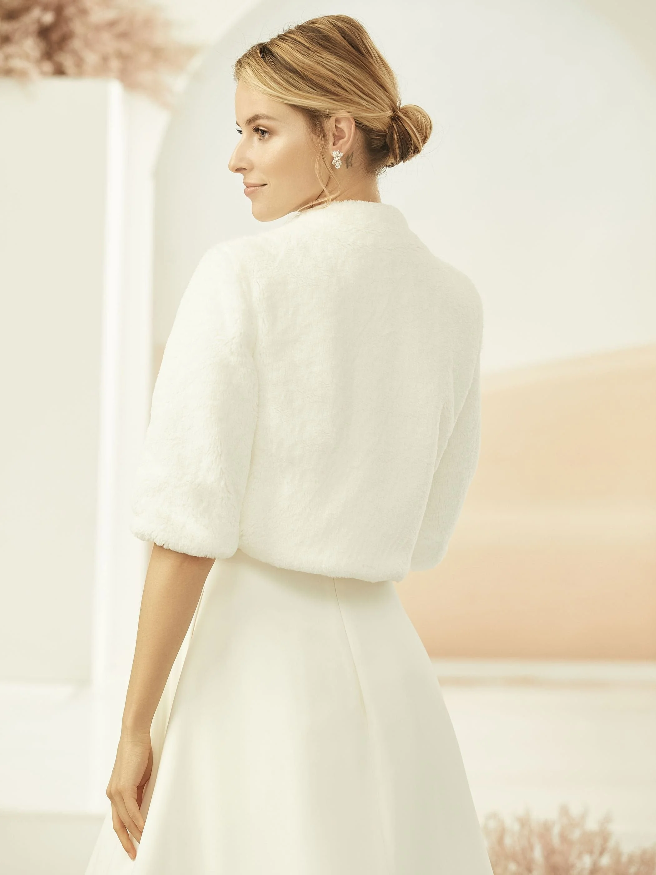 D0523 - Bianco Evento E-307_2.jpg