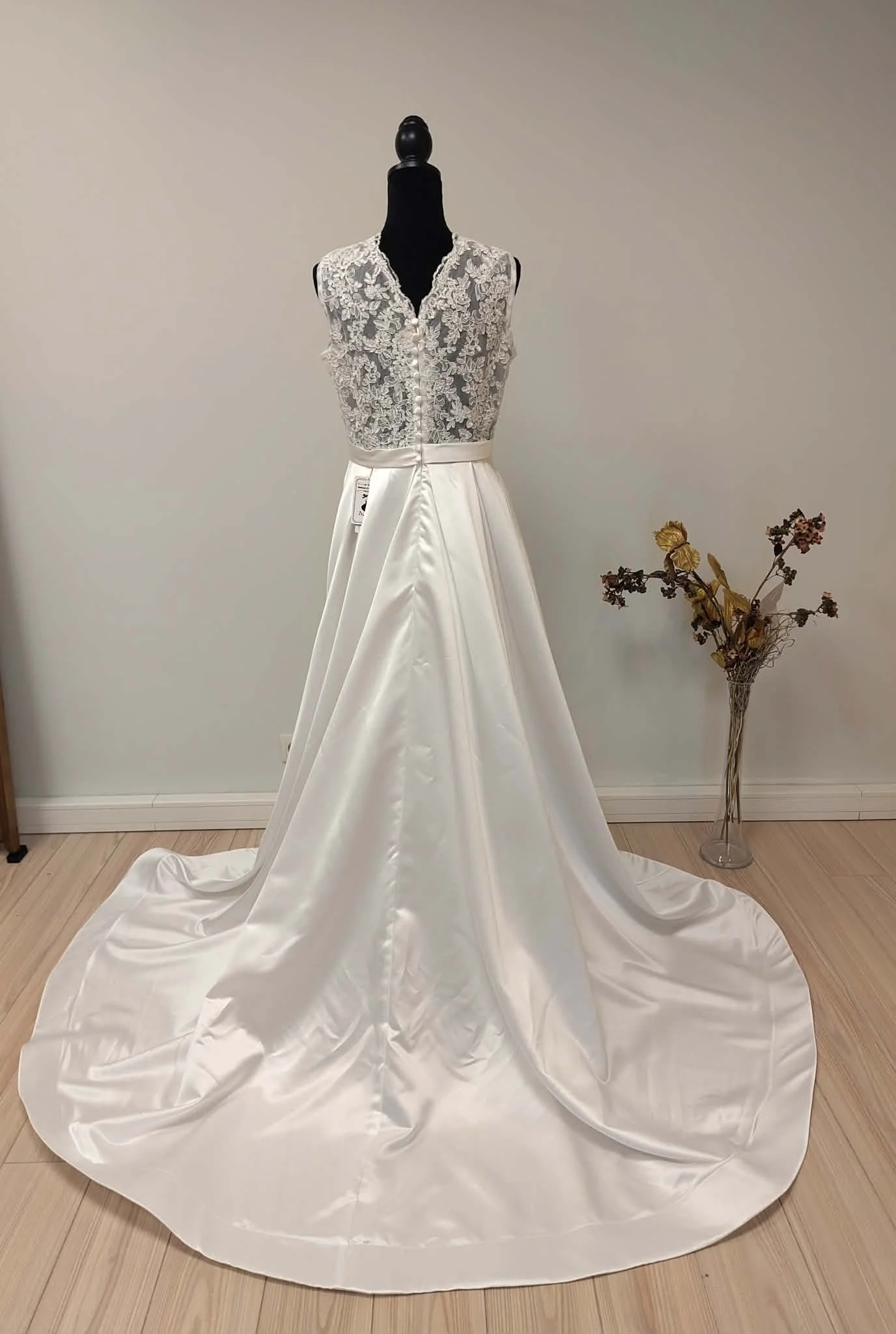 O0084 - 3 derrière.jfif