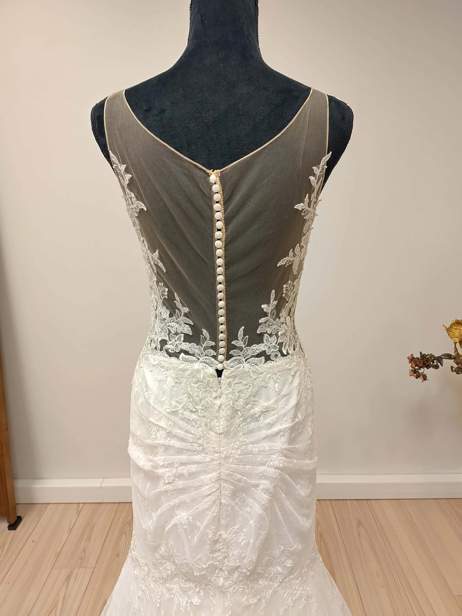 O0093 -4 derrière.jfif