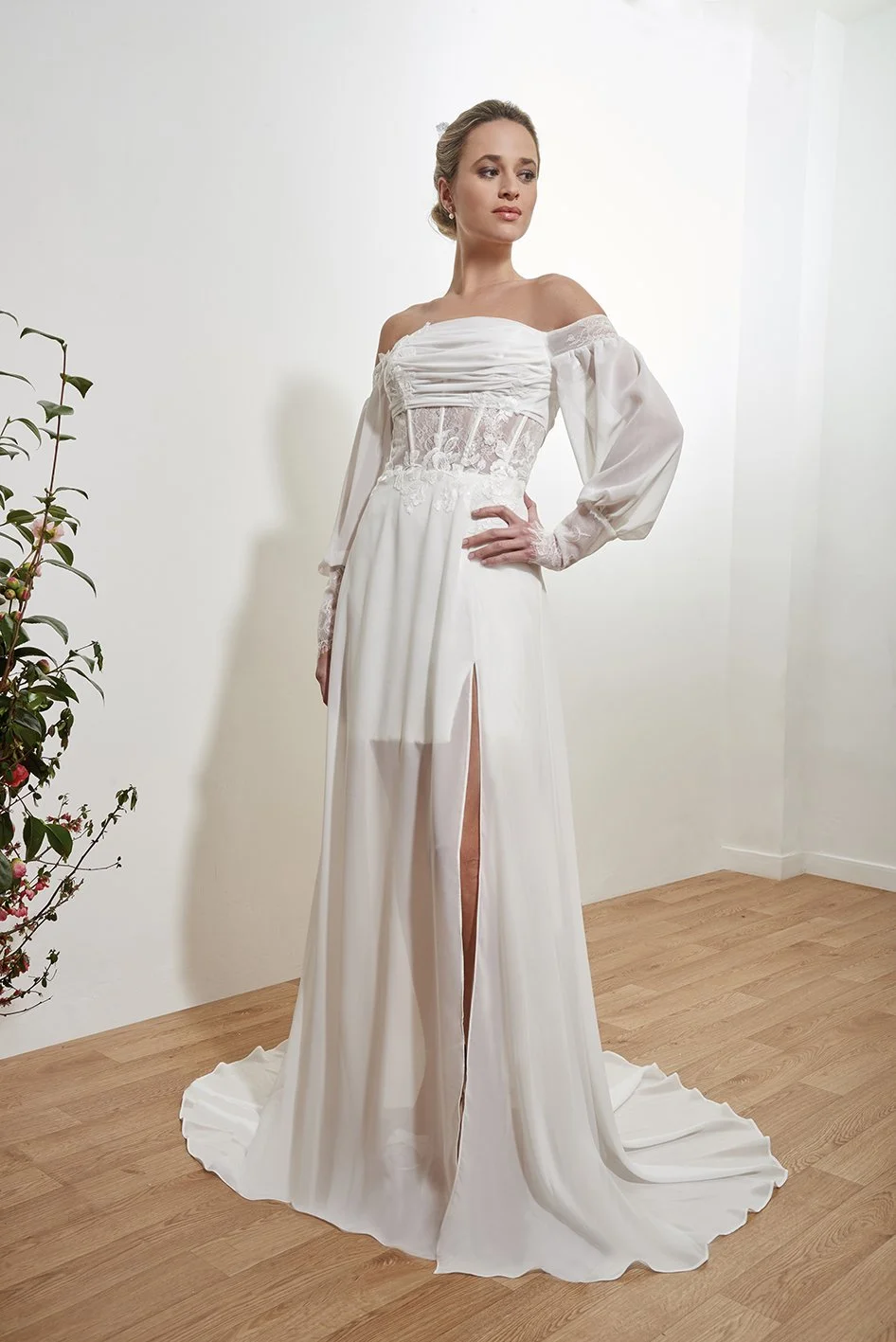 OUT-40AC04 Touchée Annie couture_1.jpg