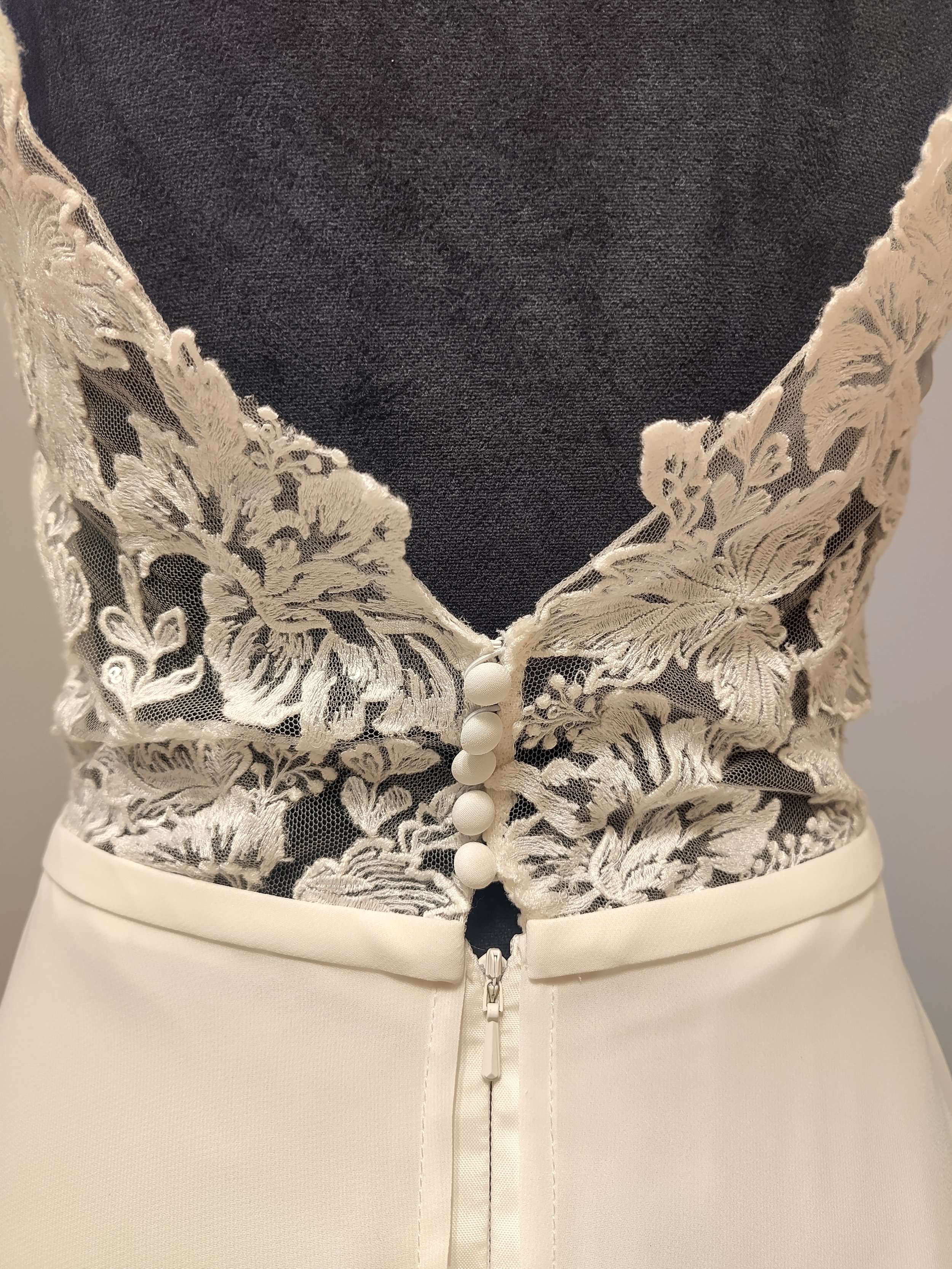 O0070 - 4 derrière.jpg