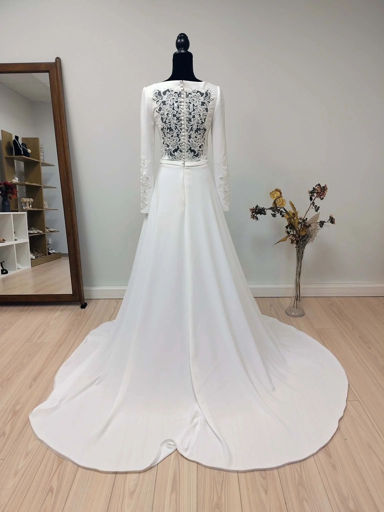 O0232 - 5 derrière.jfif