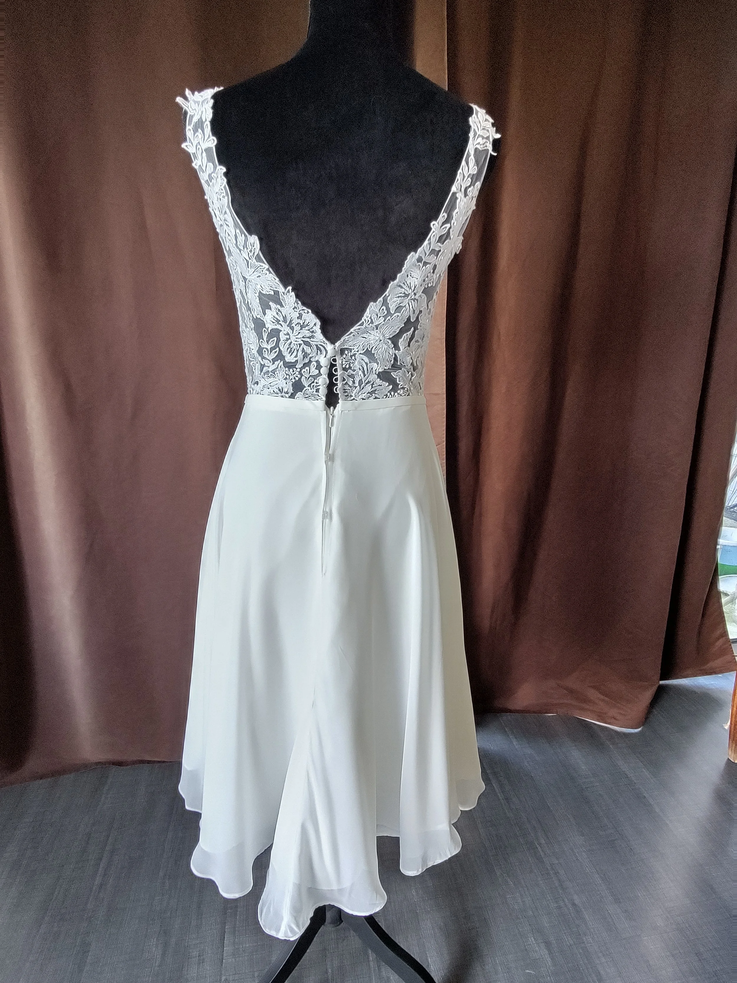 OUT-38BO11 courte 2.jpg