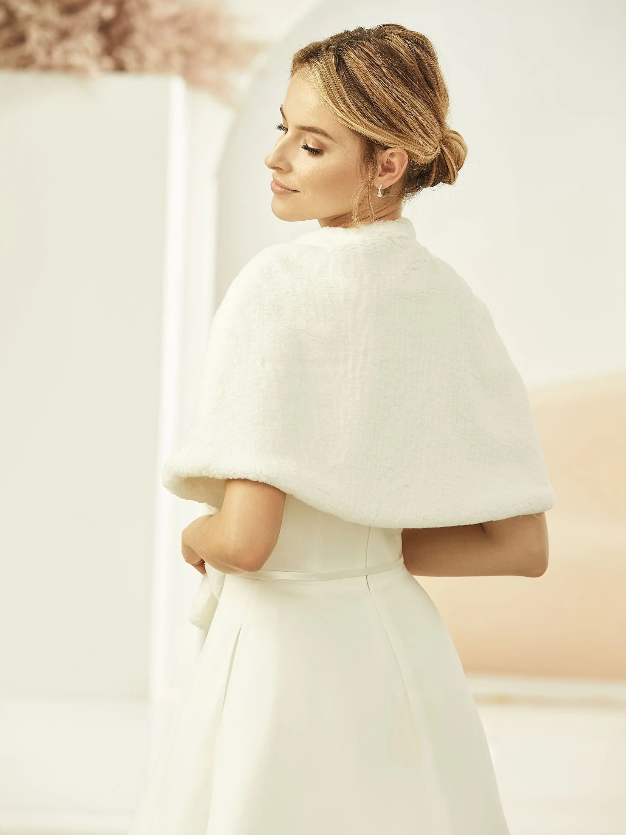 D0522 - Bianco Evento E-306_1.jpg