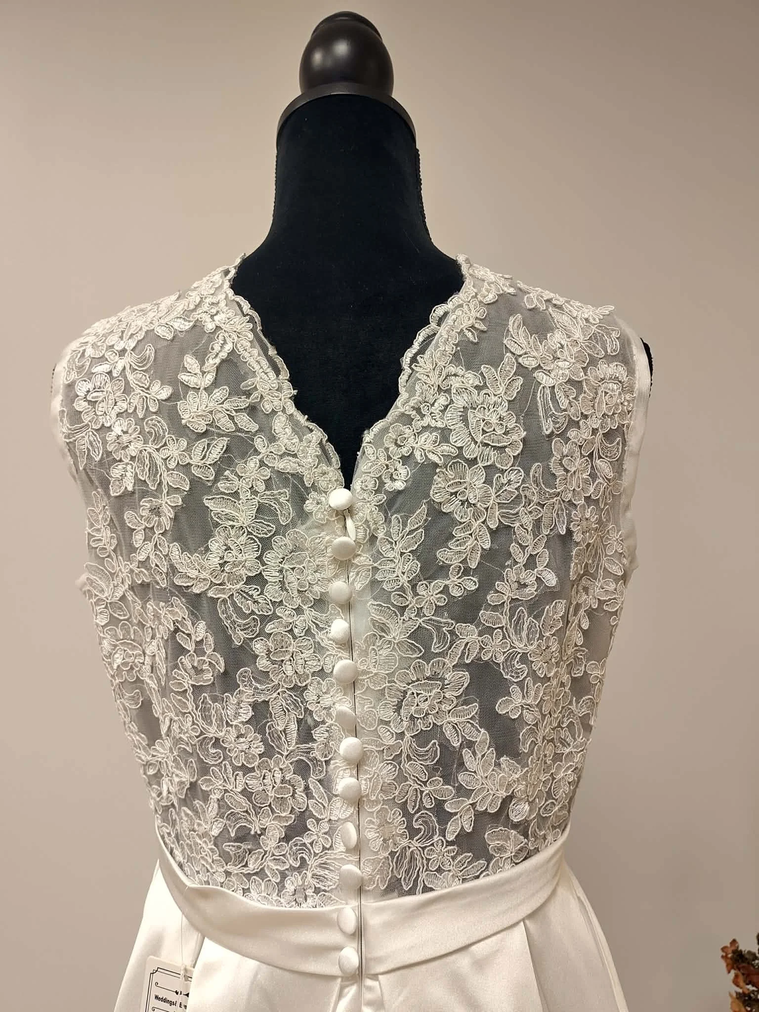 O0084 - 4 derrière.jfif