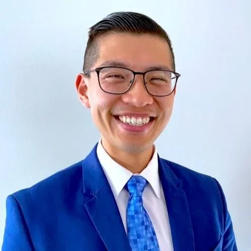 Dr Minh Huynh, hand and wrist surgery, carpal tunnel, brampton plastic surgery, cosmetic brampton,
Doctor Minh Huynh, Facelift, neck lift, rhinoplasty, fat grafting, eyelid surgery, browlift, chin augmentation, cosmetic facial surgery
CPSO 119089