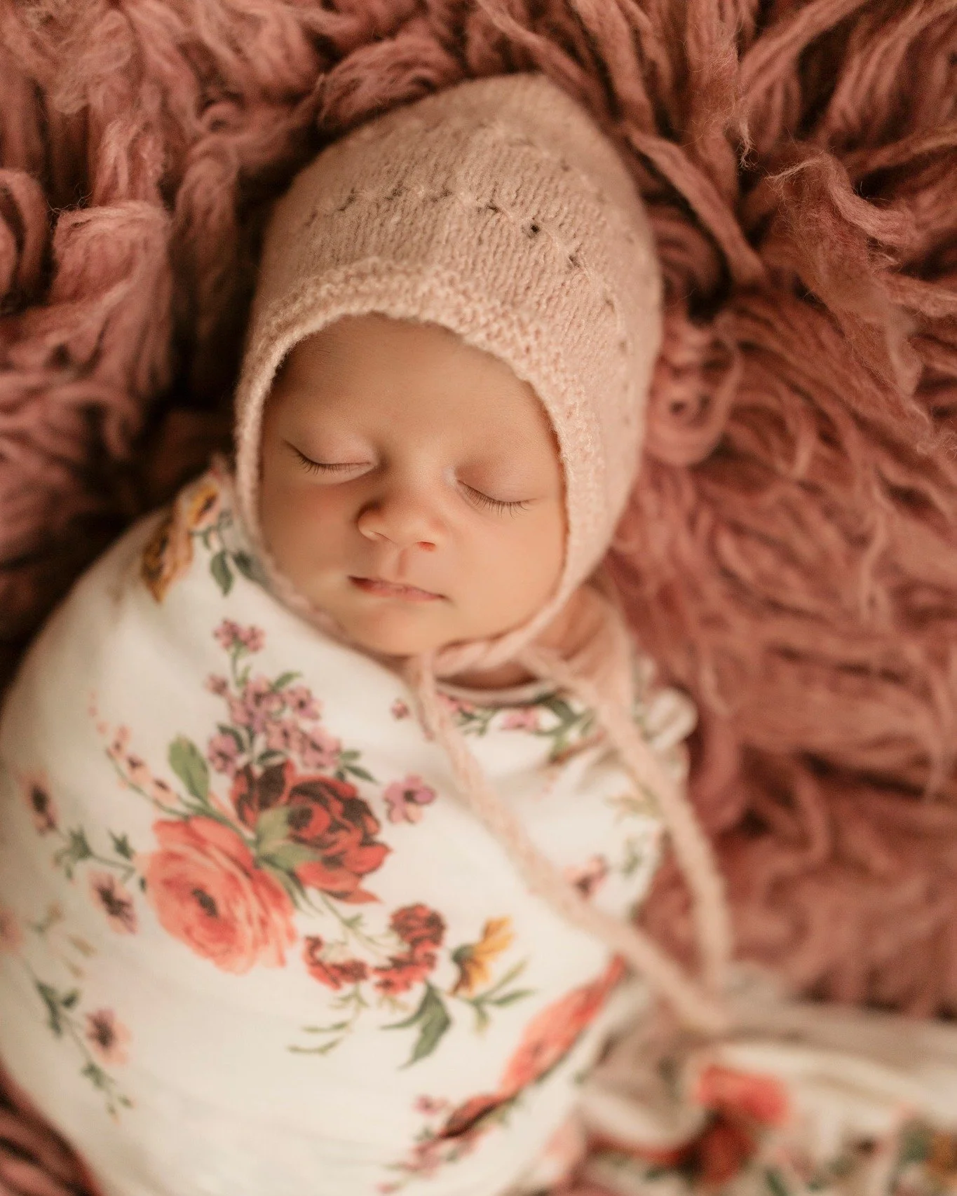 A baby girl in the studio means I get to bring out the florals 💕
Safe to say I was pretty excited for this one.