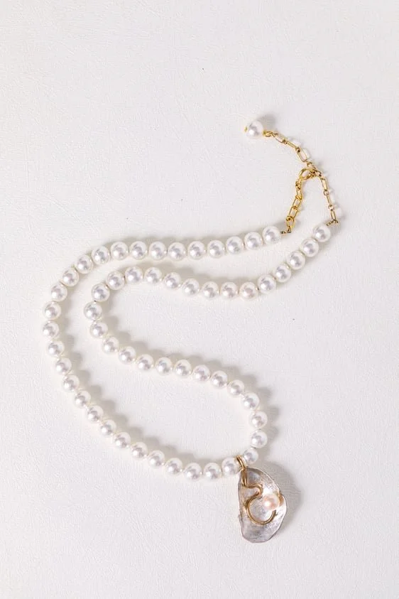 Large Oyster Necklace by Carol Flannery