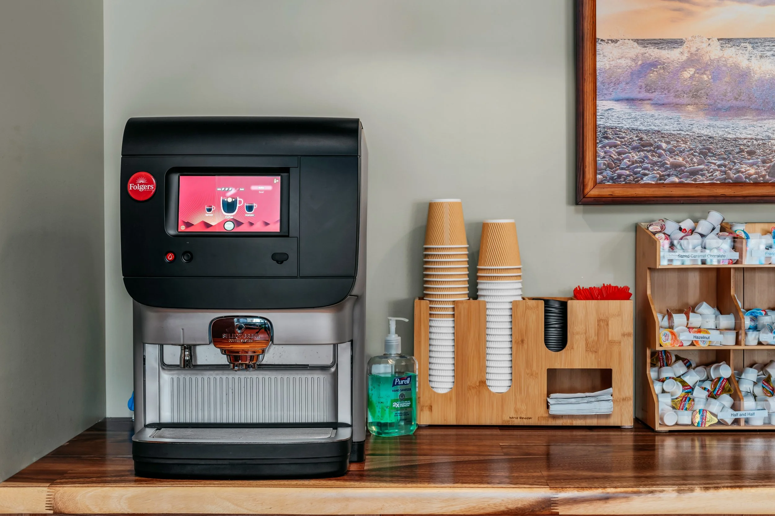 Beverage Station
Enjoy complimentary coffee, tea, and hot chocolate 24/7.