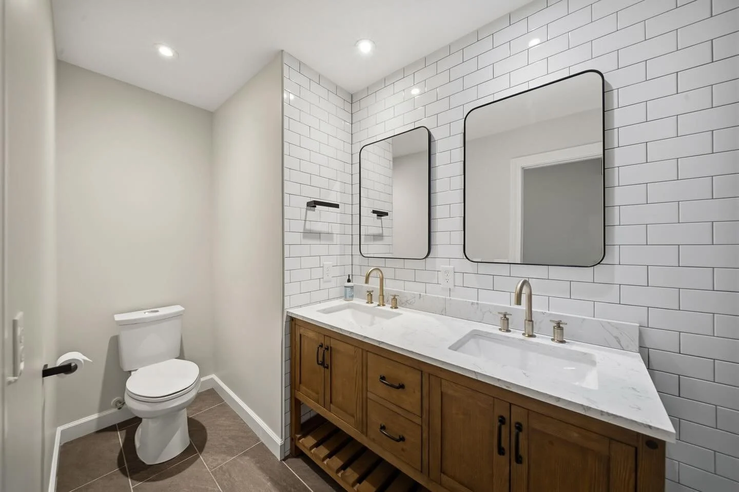 ready for another week of capturing your listings! 📸

#realestate #coastalnc #wilmingtonnc #rental #photographer