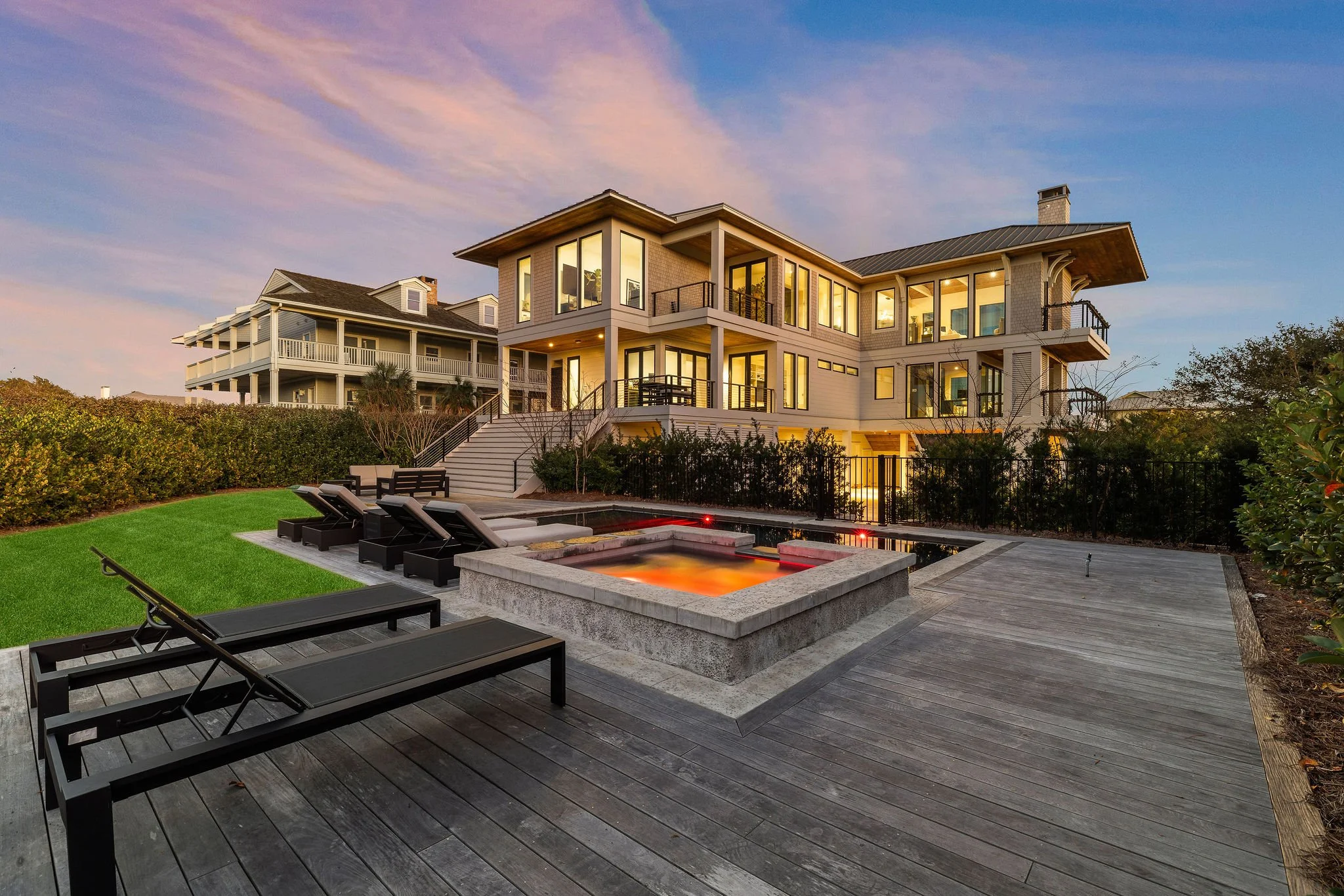 507 Beach Rd - Figure Eight Island