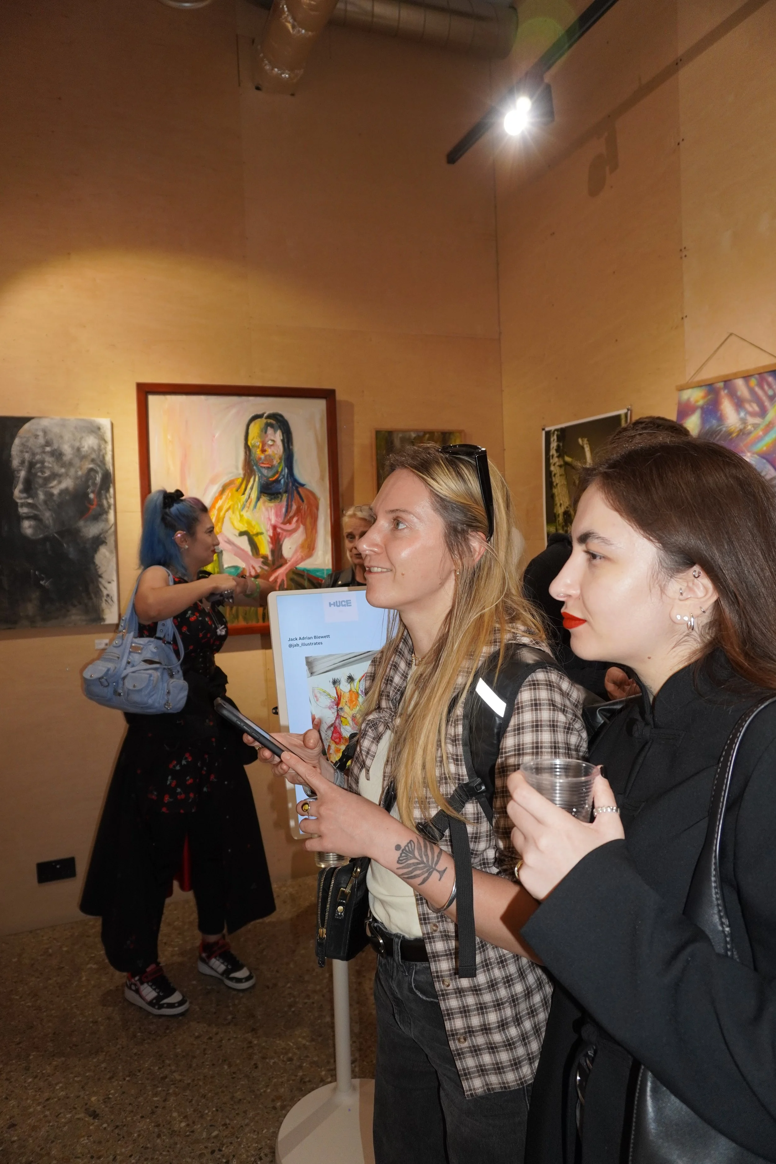 hugegallery (277).JPG