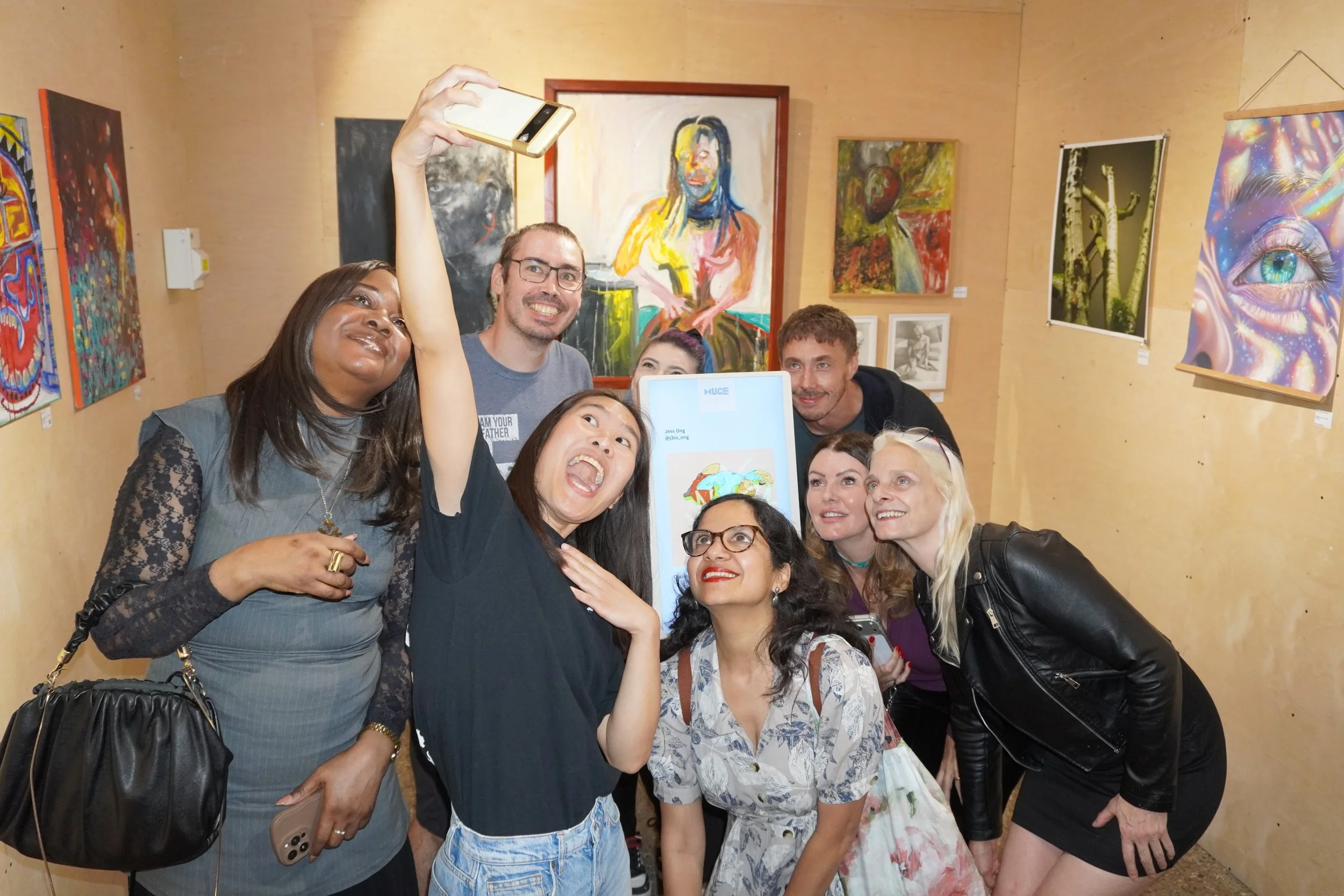 hugegallery (233).JPG