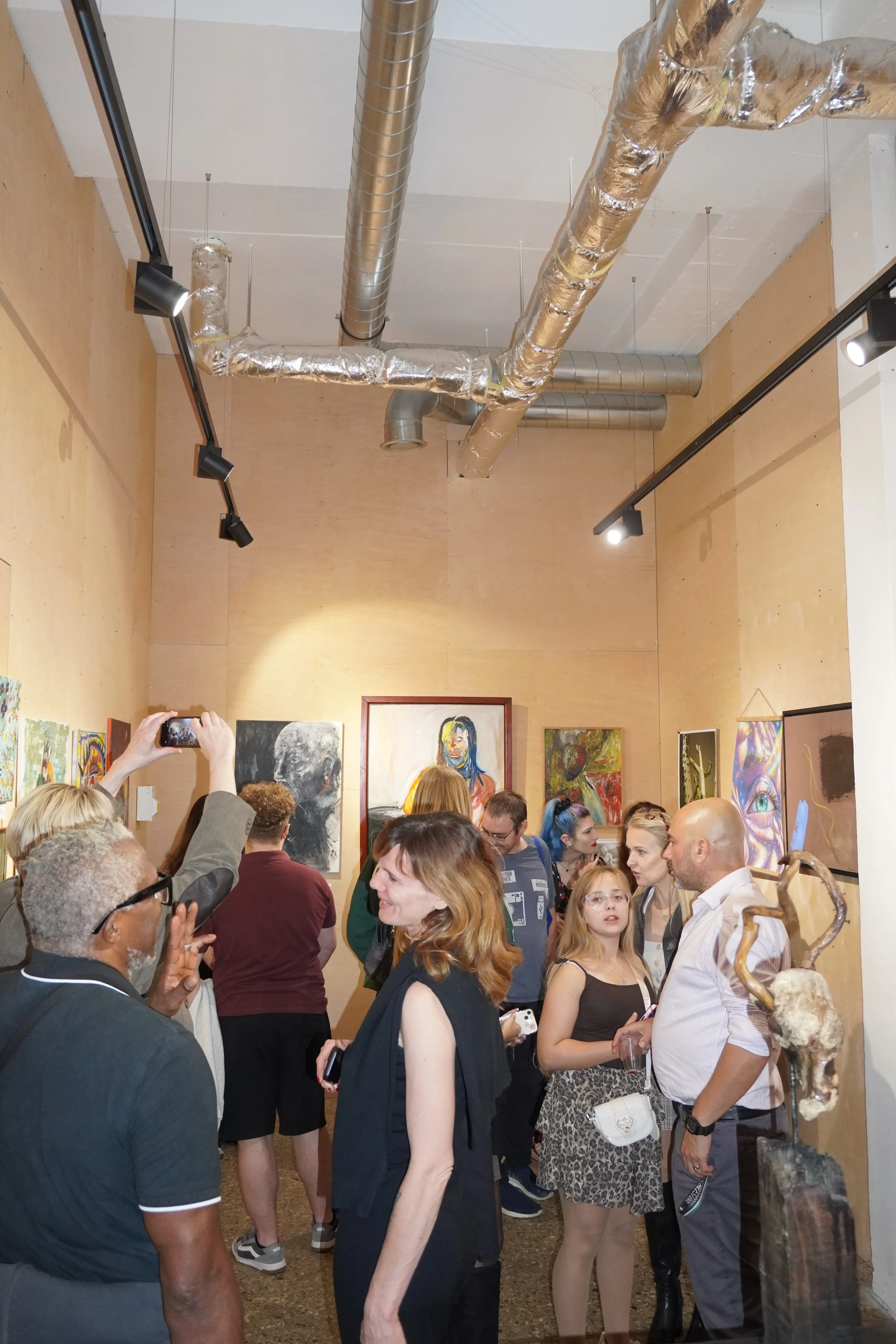 hugegallery (248).JPG