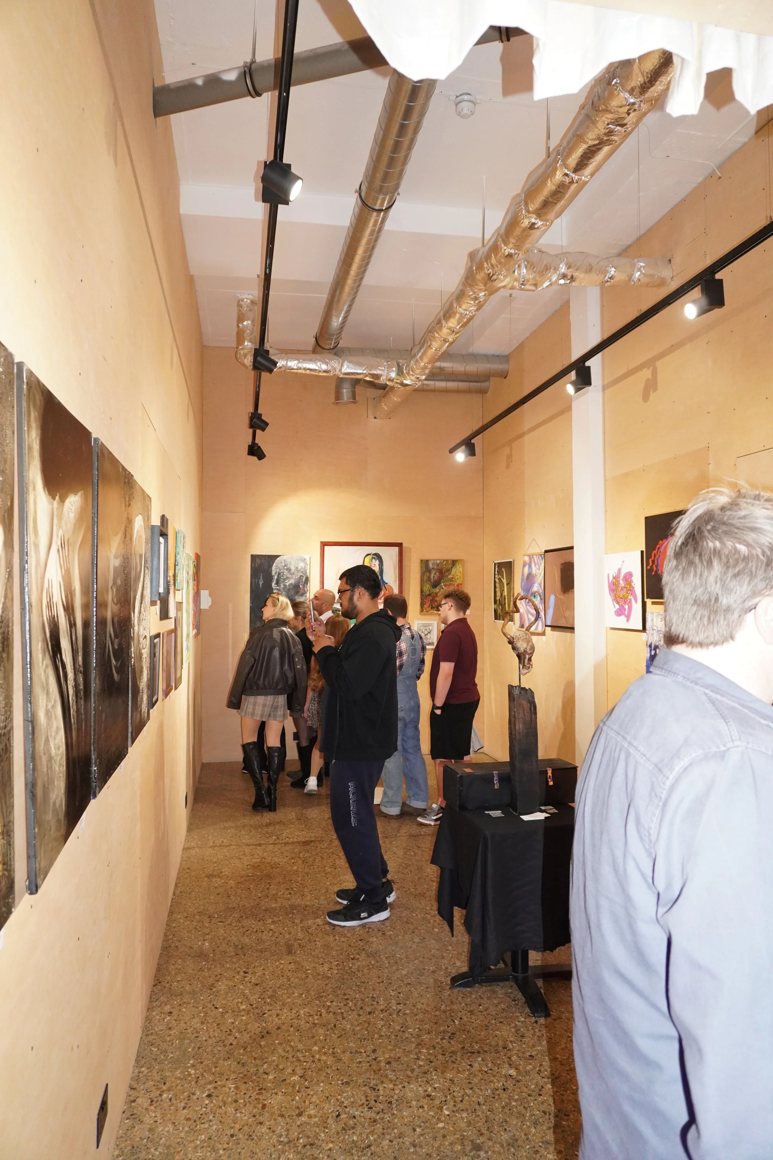 hugegallery (221).JPG