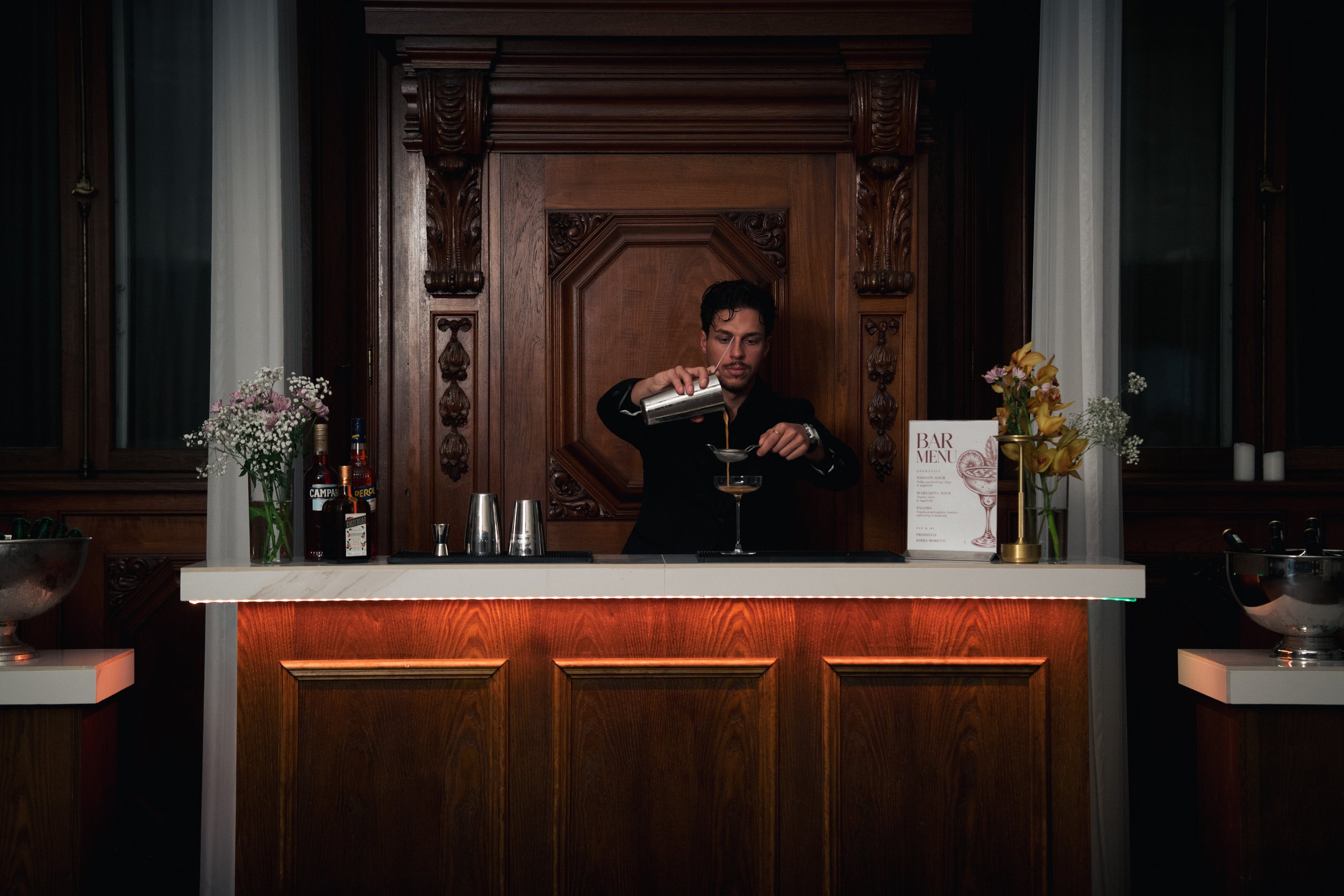 Book en bartender