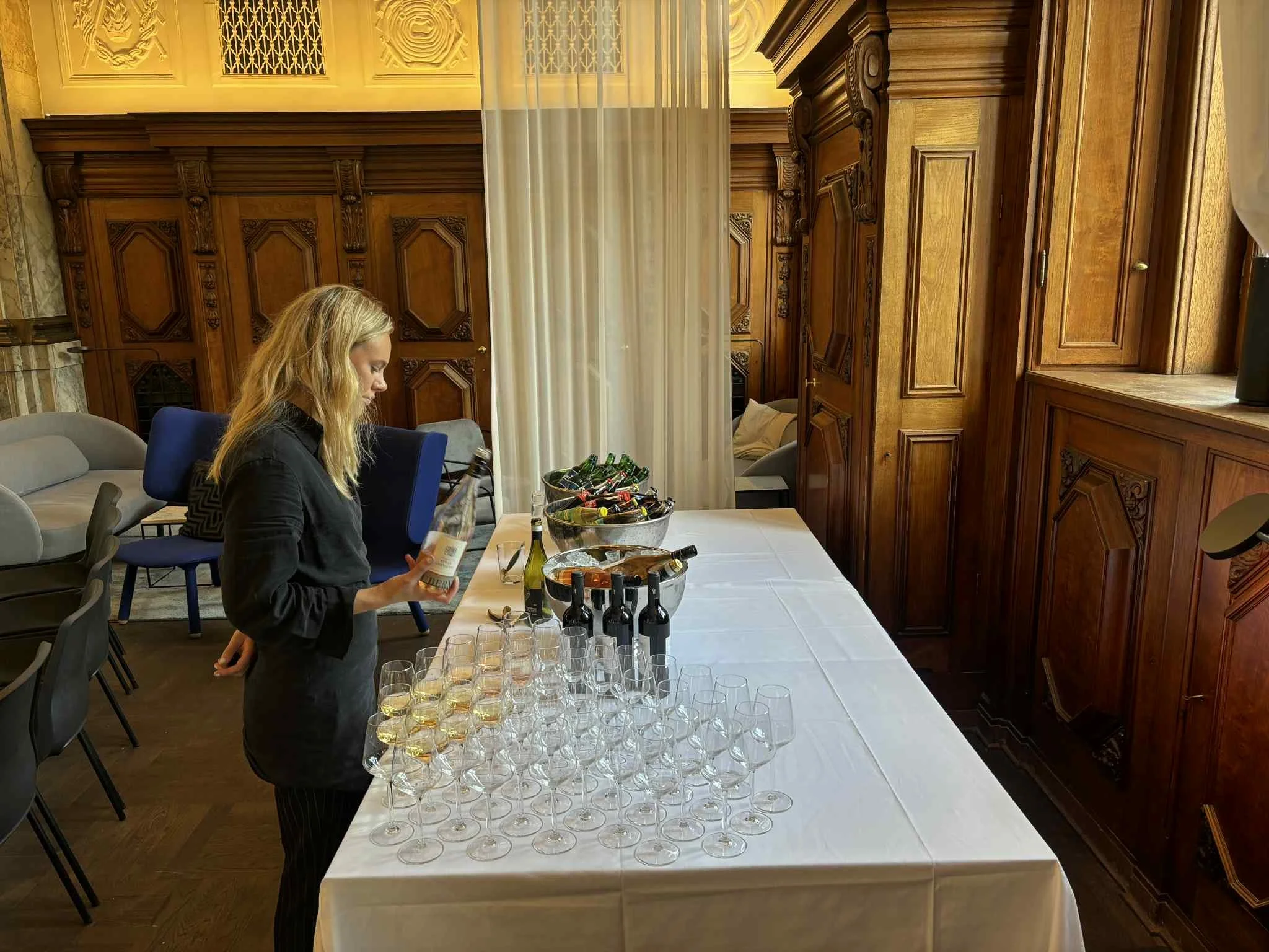 tjener-bryllup-book-personale.JPG