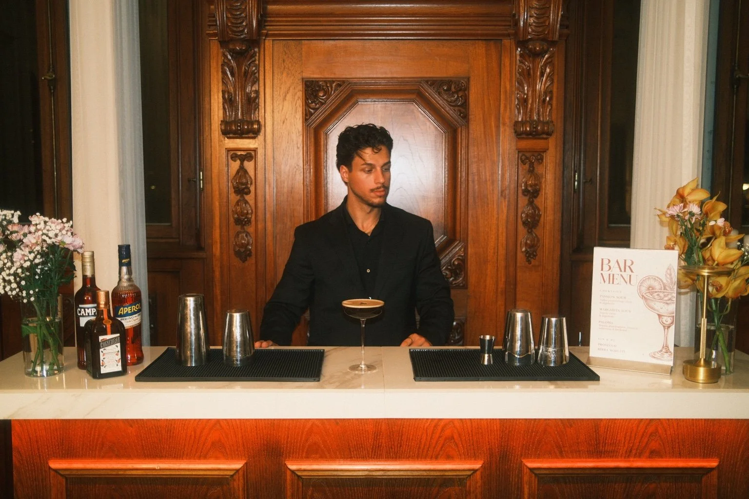 book-cocktail-bar-til-bryllup-bartendere.jpg