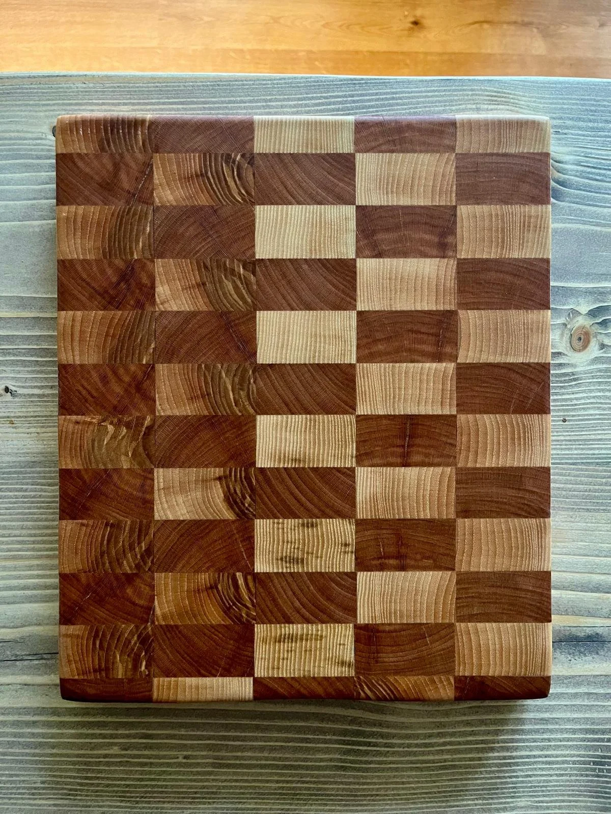 Medium Ash & Plane End-Grain Chopping Board