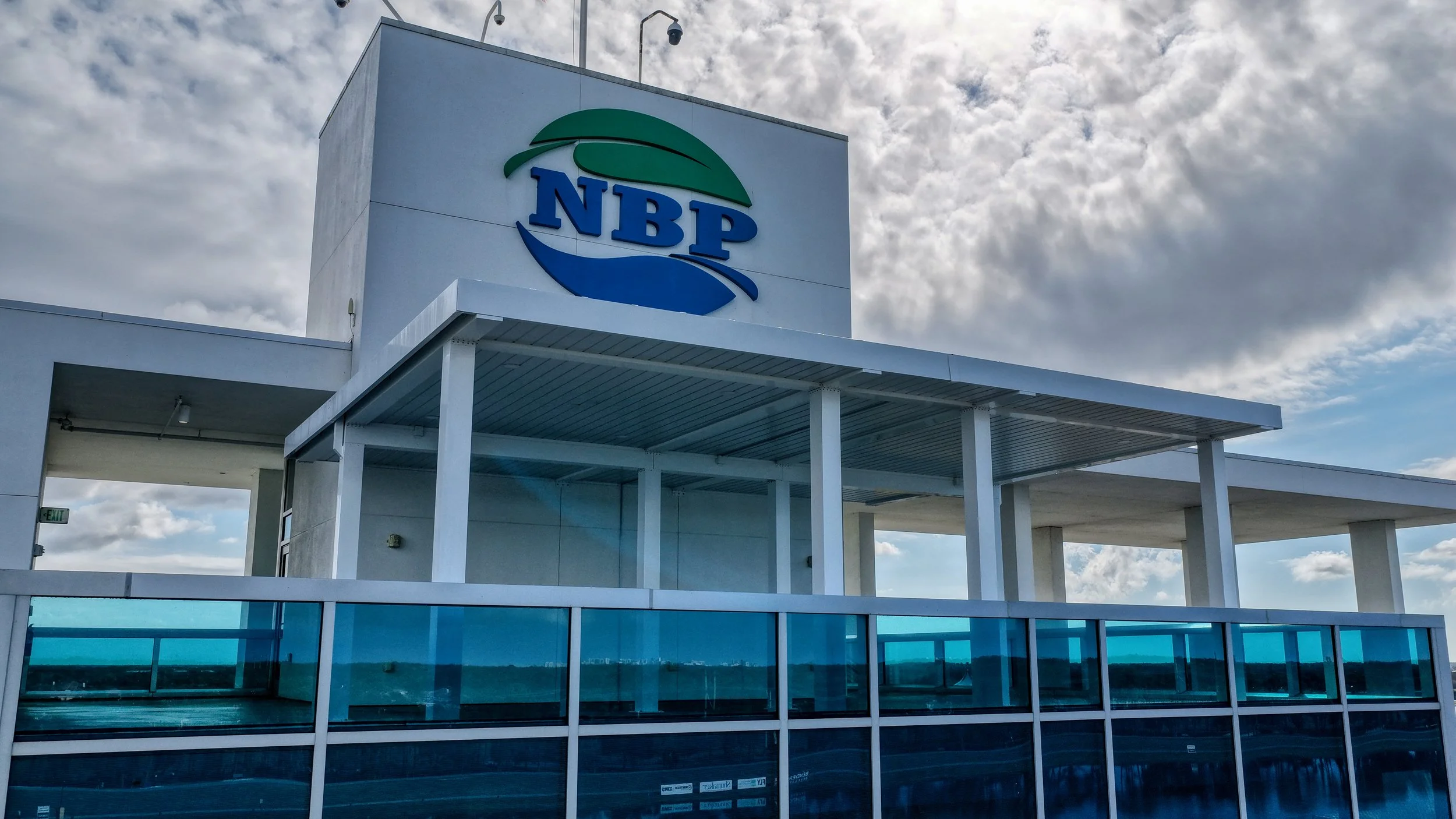 Benderson tower canopy, aluminum