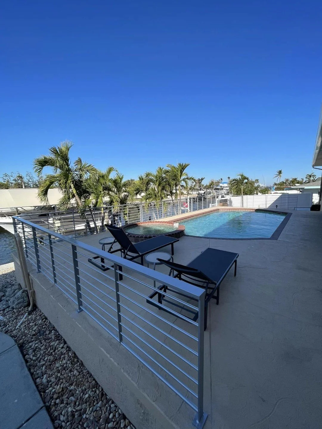 pool-deck-multi-line-horizontal-railing.jpg