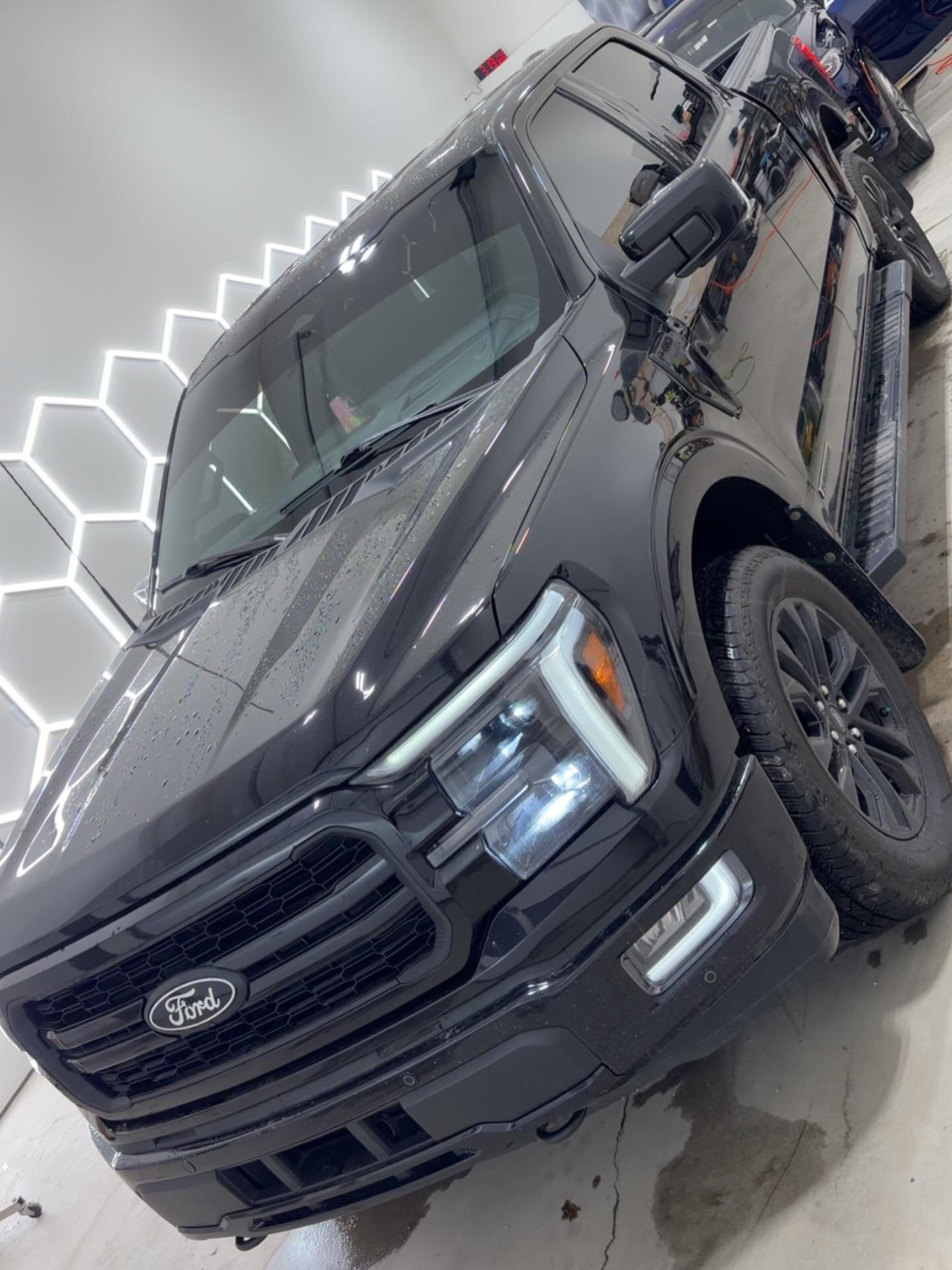 15% all around with a 5% brow in Geoshields ProNano Ceramic.