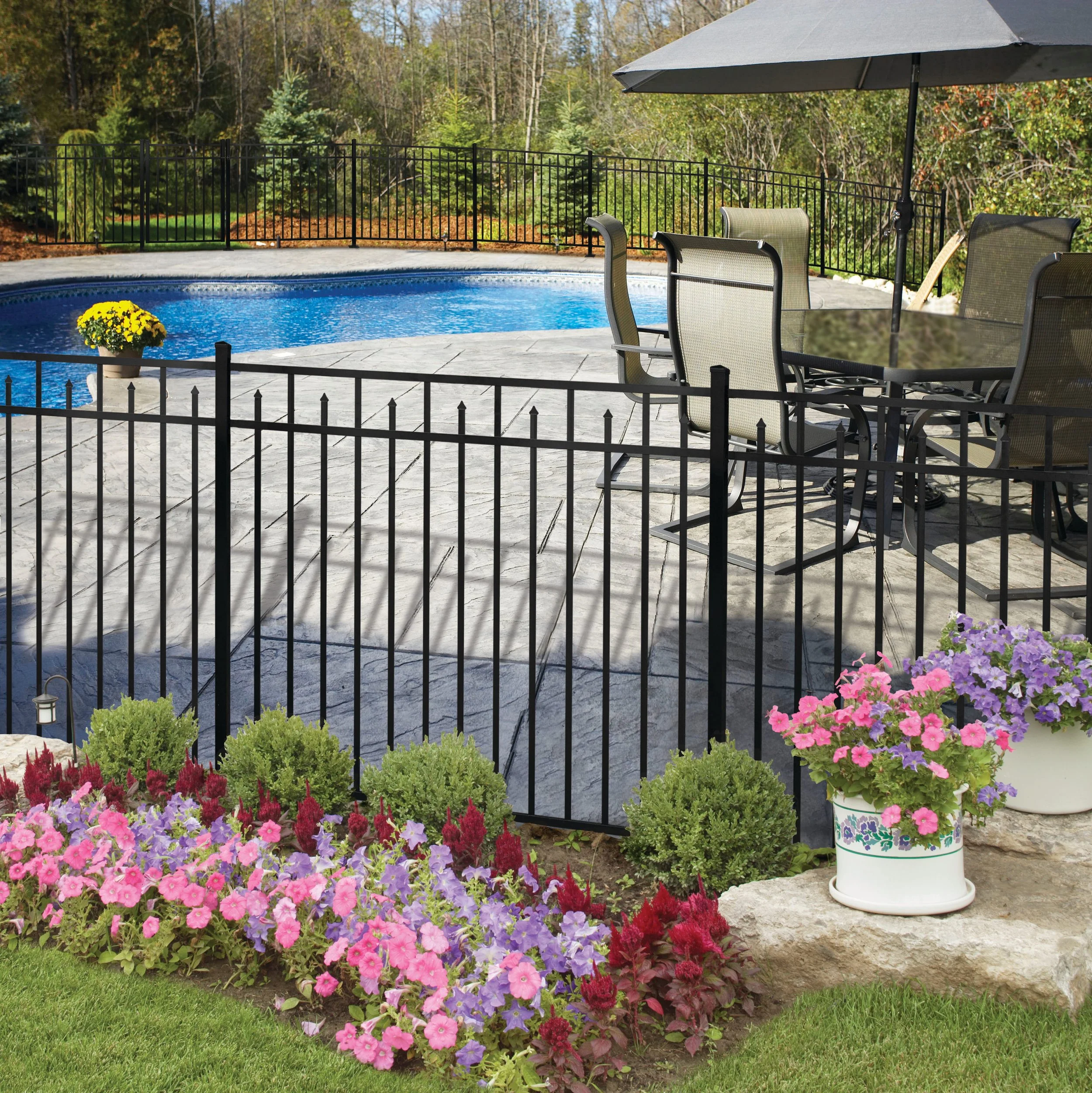 Wilmington 3-Rail Aluminum Fence