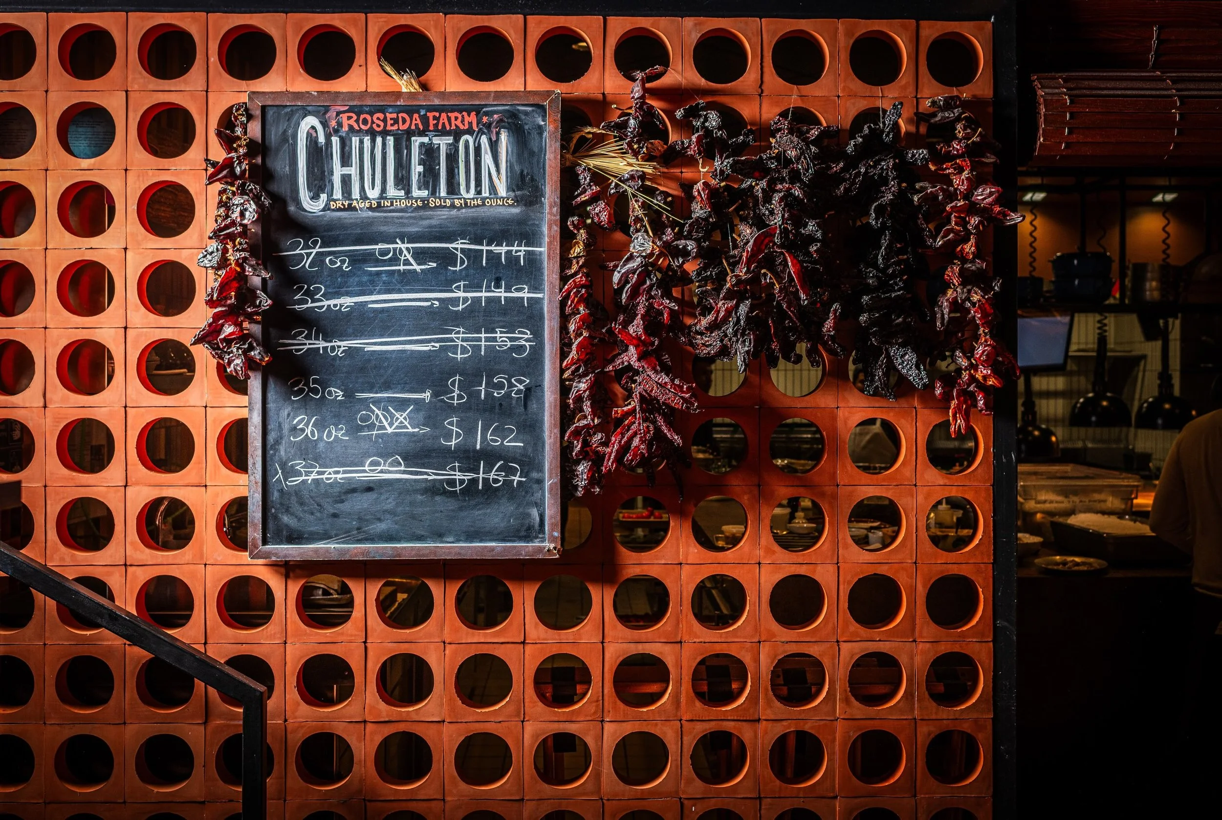 What&rsquo;s an open-fire grill without steak? Our Chulet&oacute;n de Buey is a thick, bone-in rib-eye from American Black Angus steers, and it&rsquo;s a staple of Spanish grilling.&nbsp;

Sourced from the family-owned @rosedabeef in Maryland, you ca