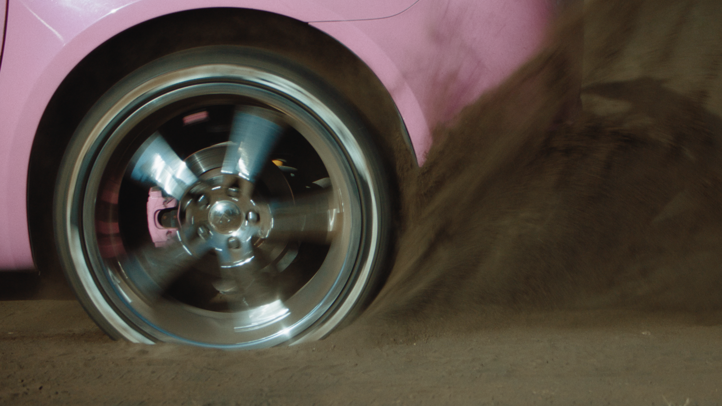 CR 2k ONLINE.00_00_47_04.Still033.png