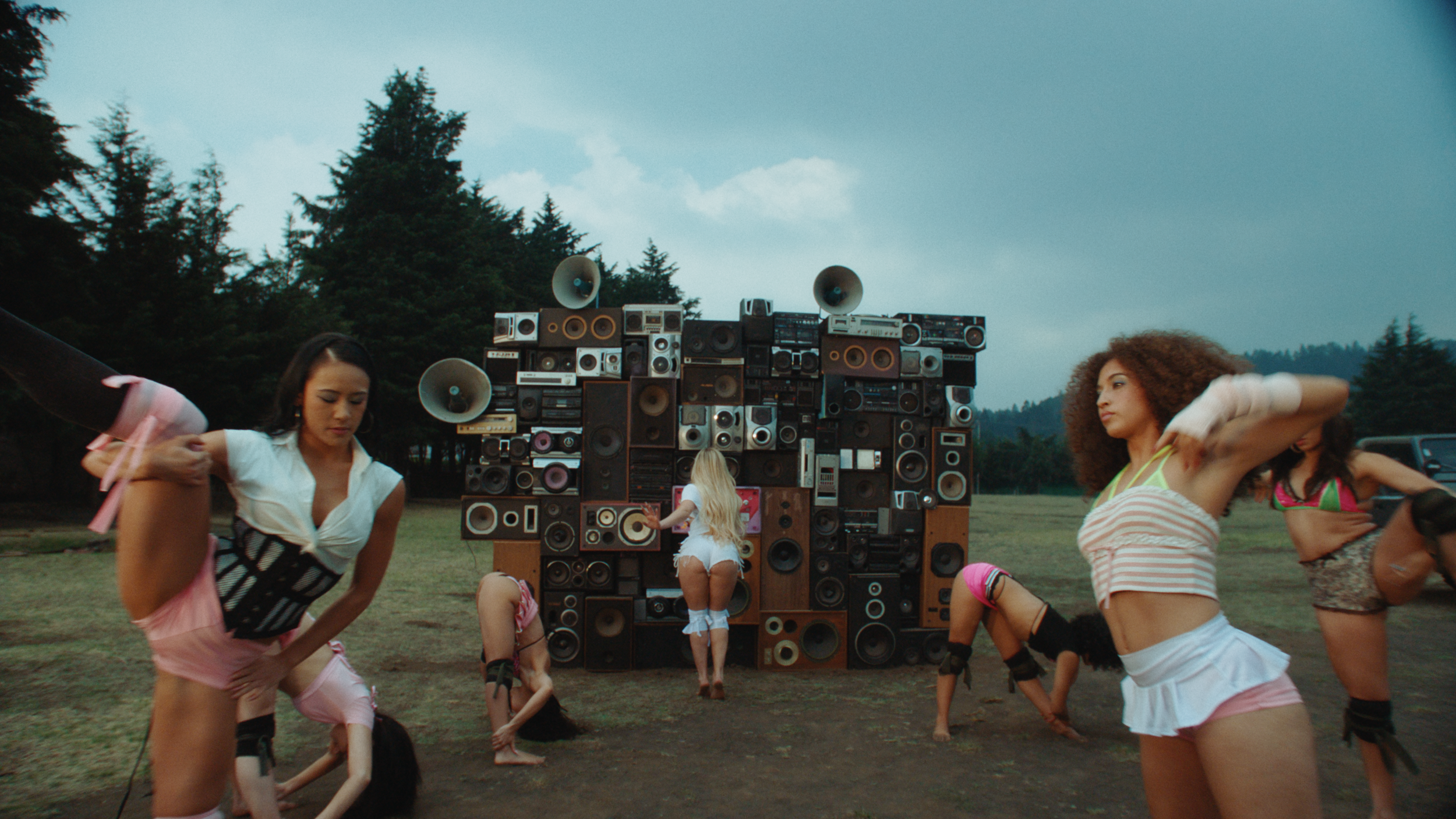 CR 2k ONLINE.00_00_09_06.Still007.png