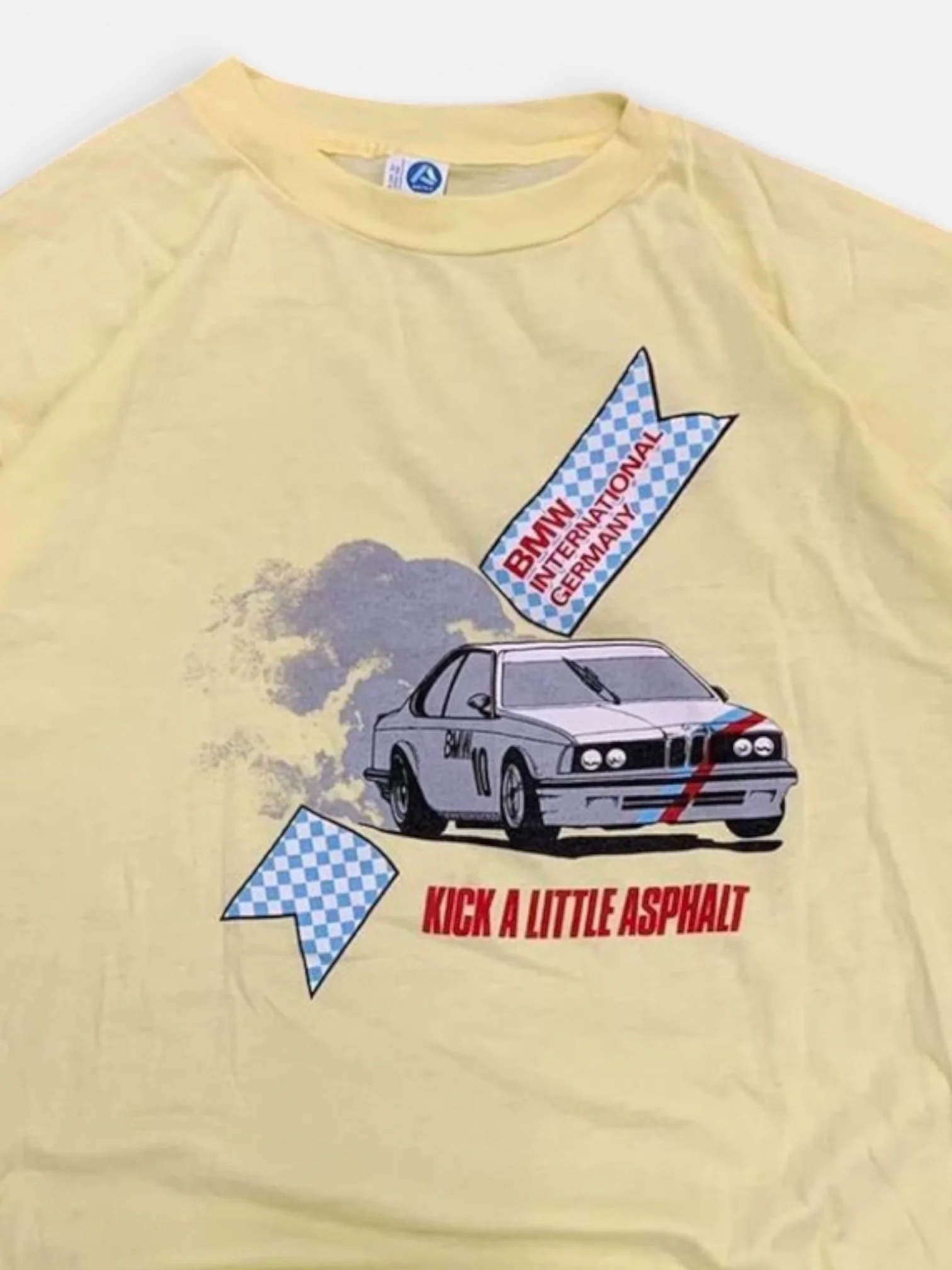 BMW M6 (E24) graphic T-shirt late (1980s)