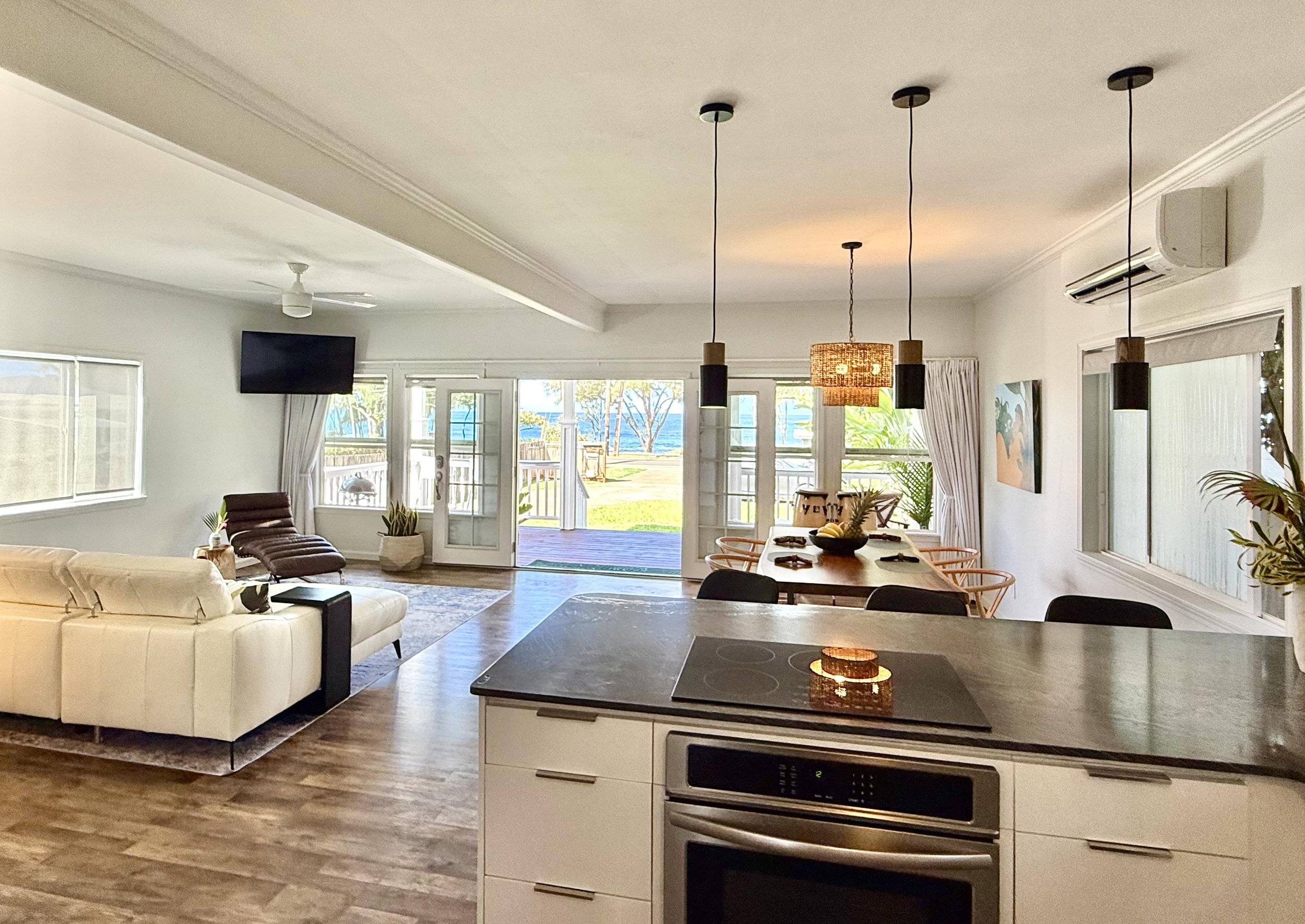 North Shore Ocean View Retreat - Official Direct Booking Site