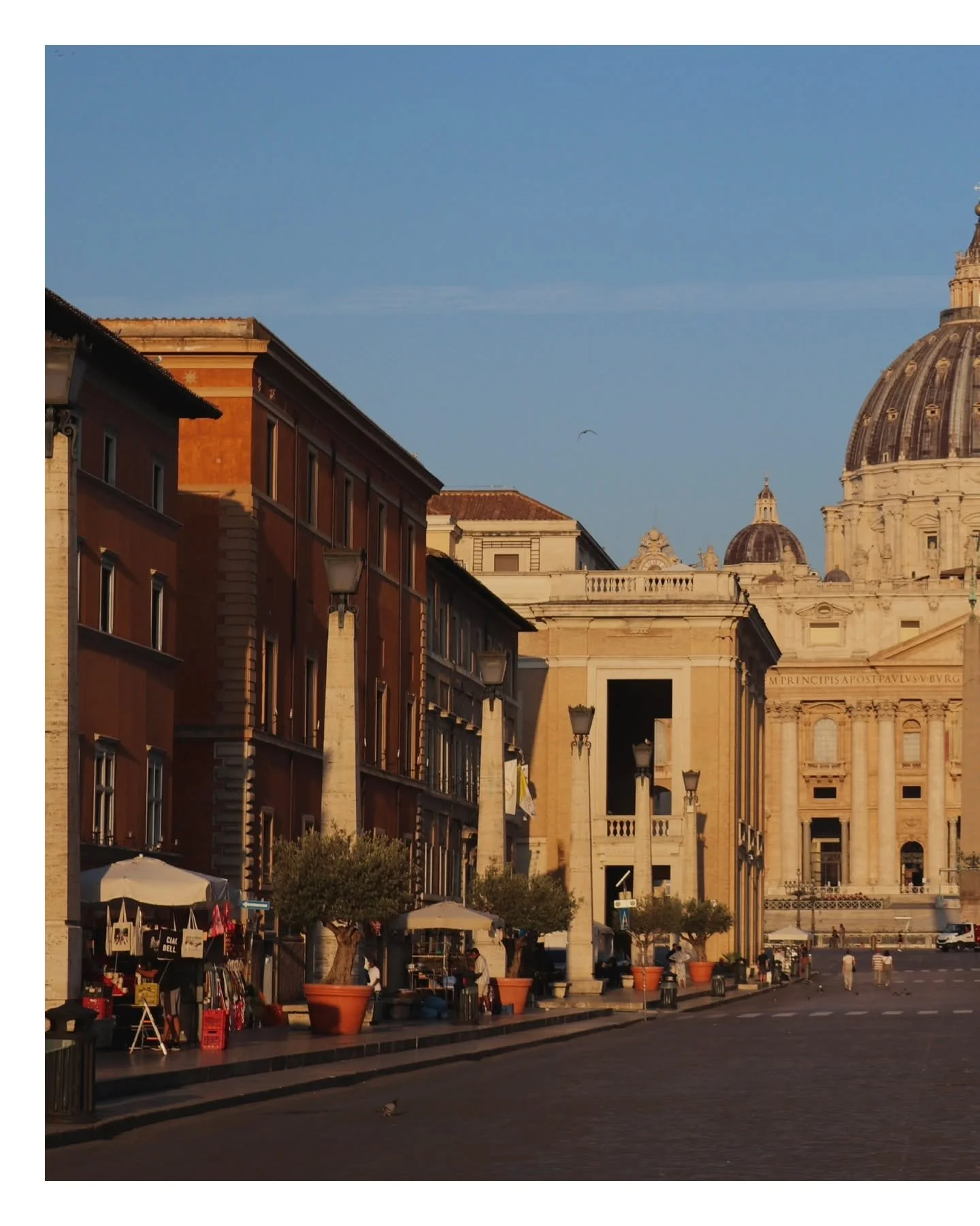 A glimpse into the Vatican &mdash; starting from the iconic exterior and stepping into its breathtaking interiors.
Details of gold-lined walls, towering columns, and that unmistakable oval ceiling remind you just how much history and artistry live in