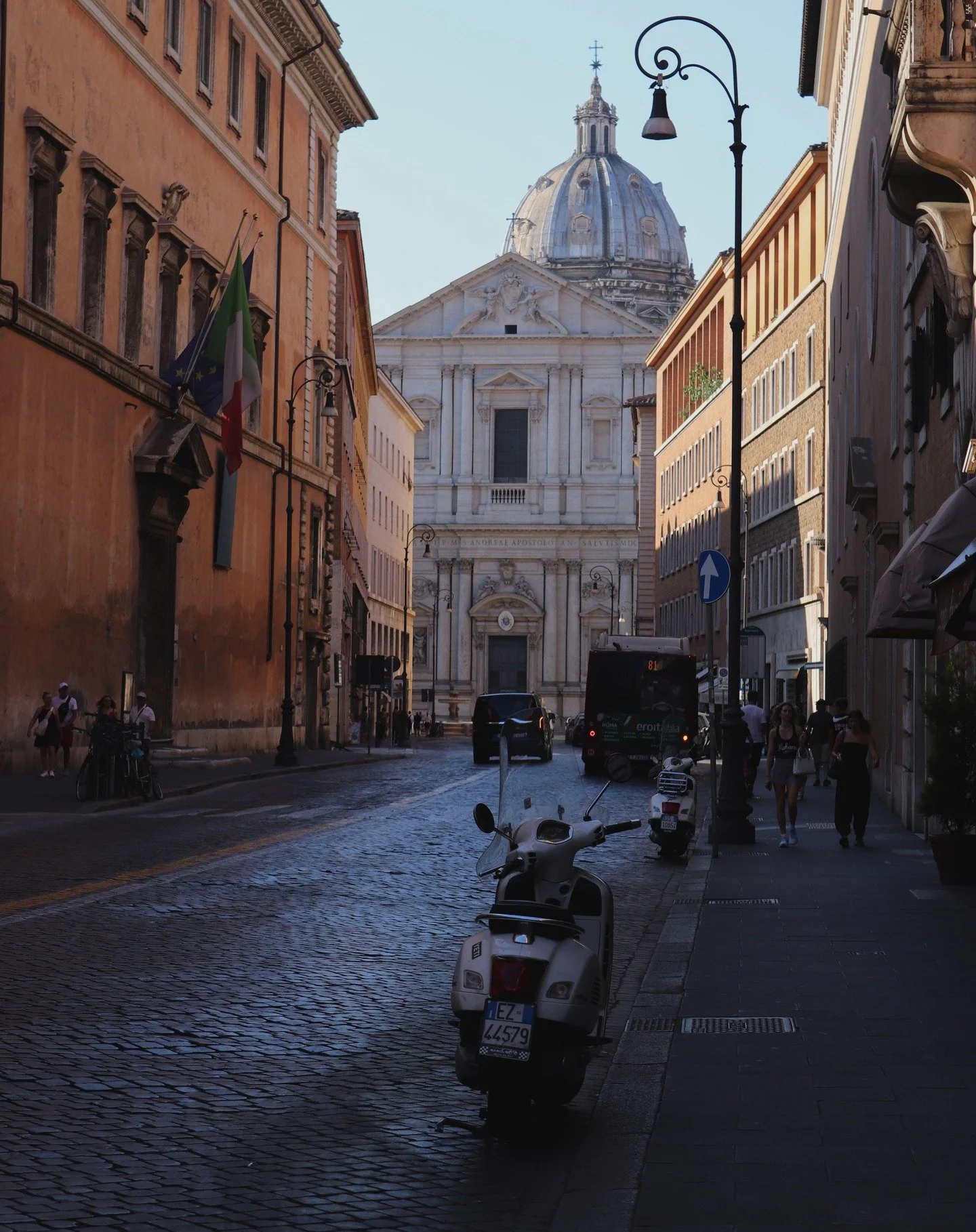 Layers of everyday life and timeless architecture &mdash; From parked mopeds beside ancient walls to tucked-away trattorias glowing under lamps, these quiet corners hold centuries of character.

📍 Rome, Italy
#TravelPhotography #RomeStreets #VisualS