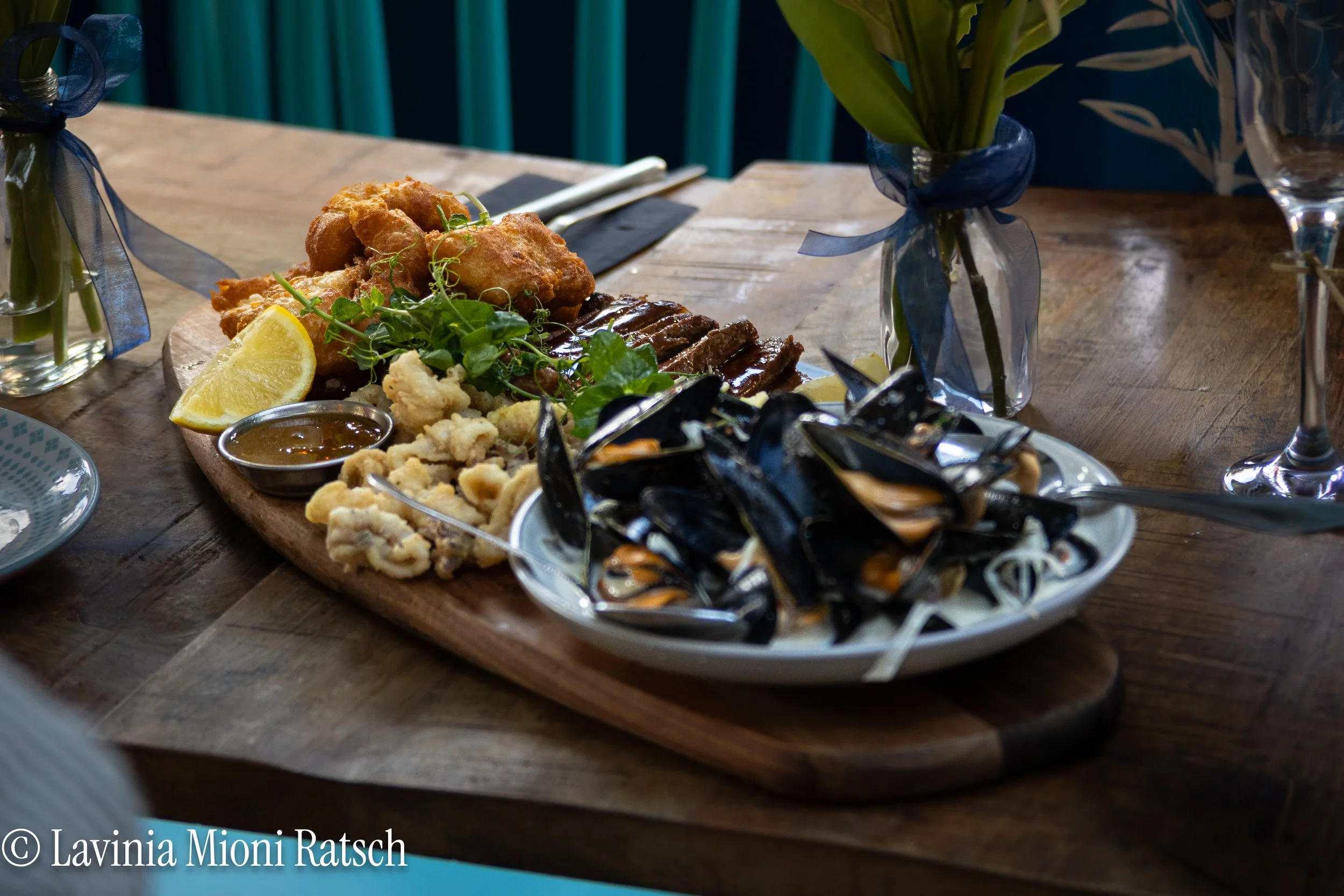 The Seagarden and Grill Boat-4487.jpg