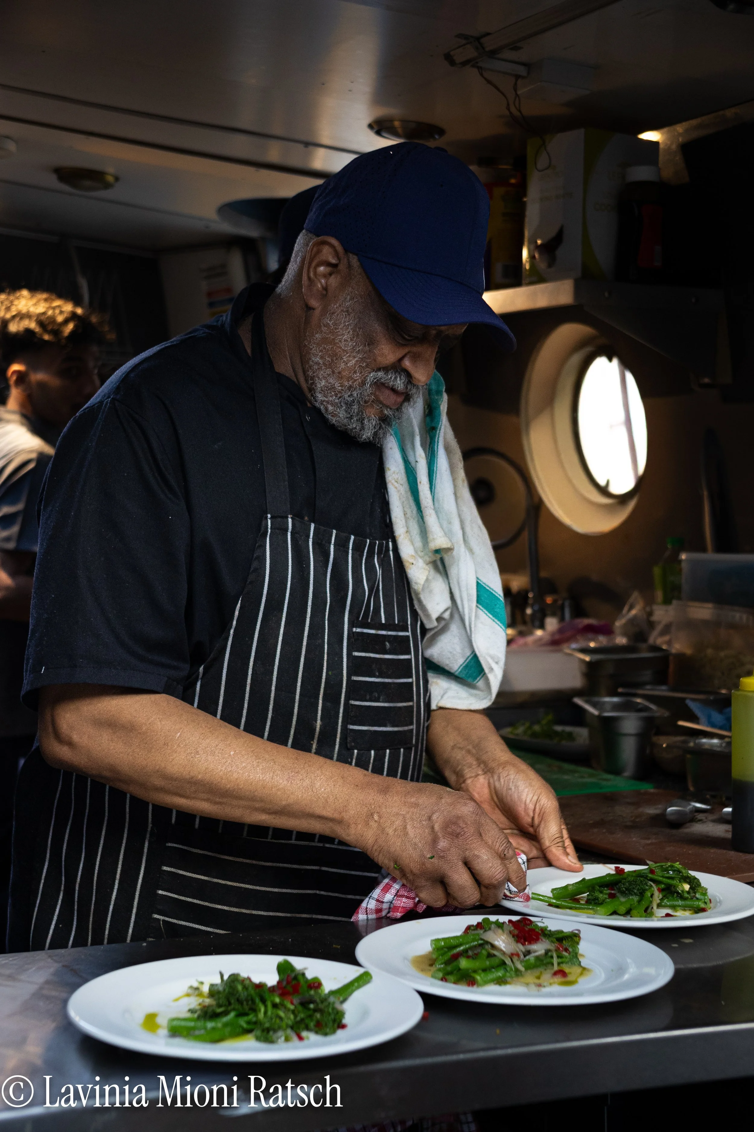 The Seagarden and Grill Boat-4579.jpg