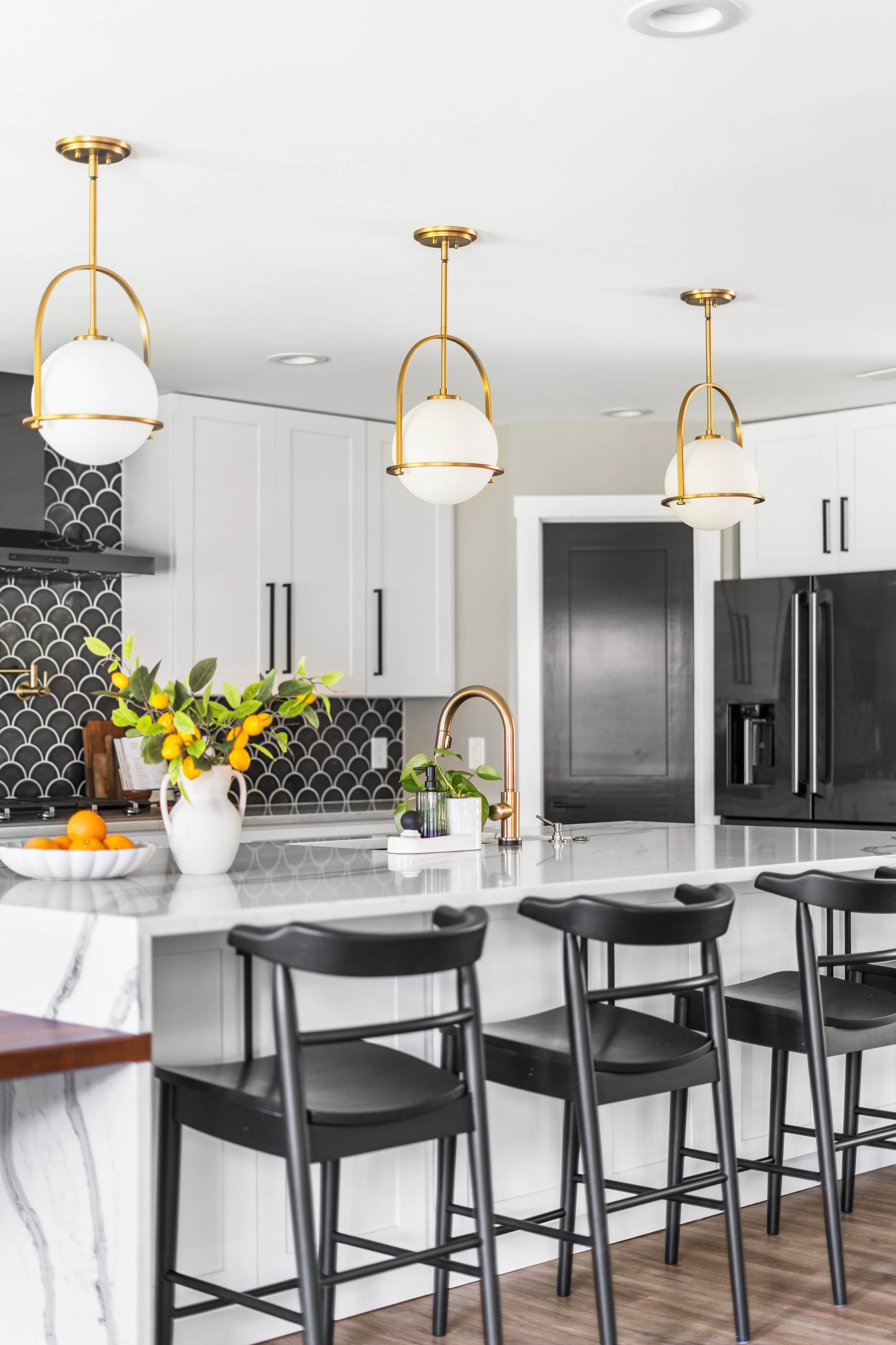 Professionally photographed Denver kitchen used for online home marketing and listing exposure.