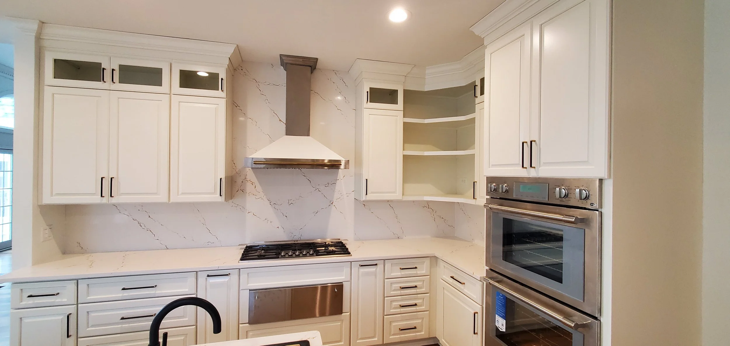 JBH Fords Colony Lake Custom Kitchen Williamsburg.jpg