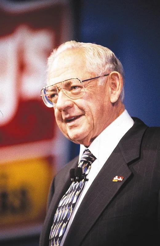 Dave Thomas speaking at a Wendy's Convention