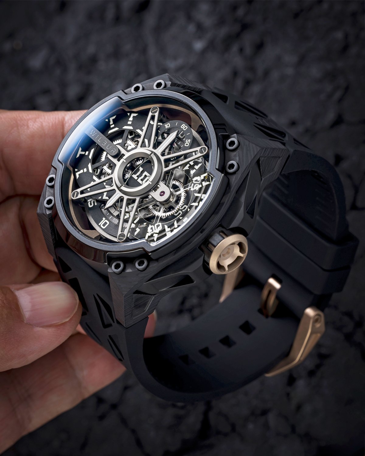 white_in_hand_1 (1).jpg