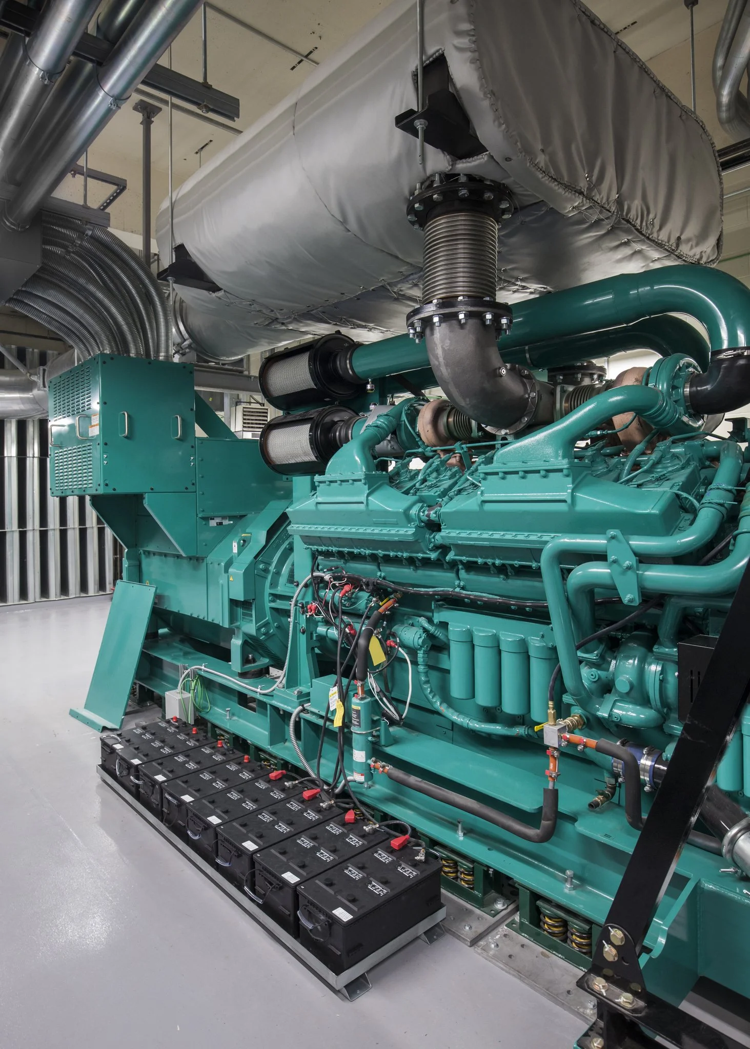 Cummins Industrial generator for commercial use such as utilities, food service, mobile medical and animal services.