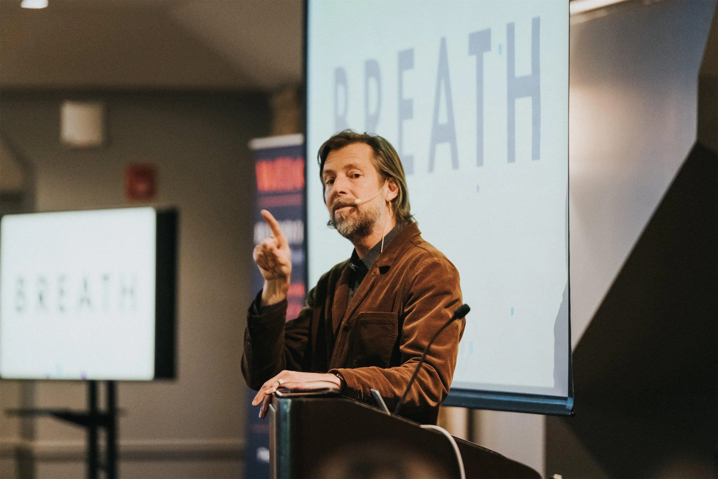 BHWS23 Nestor POint cu pod.jpg