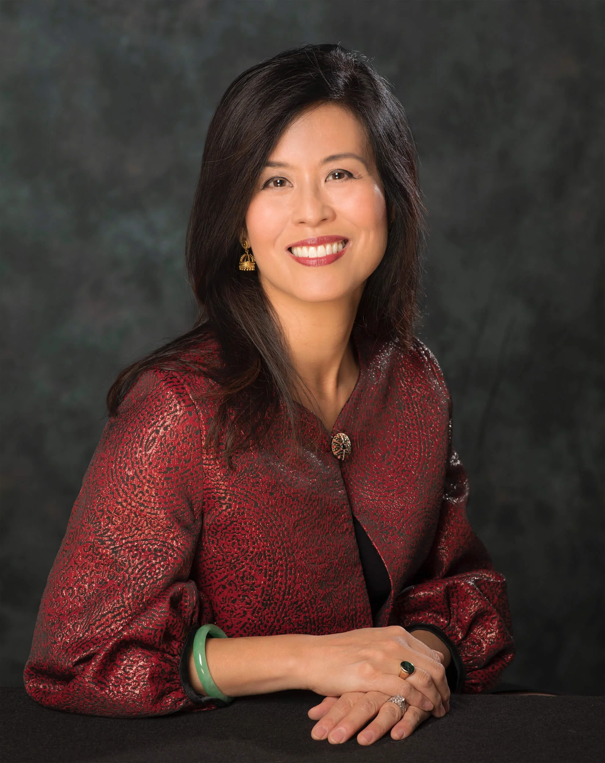 Dr. Leslie Mendoza Temple