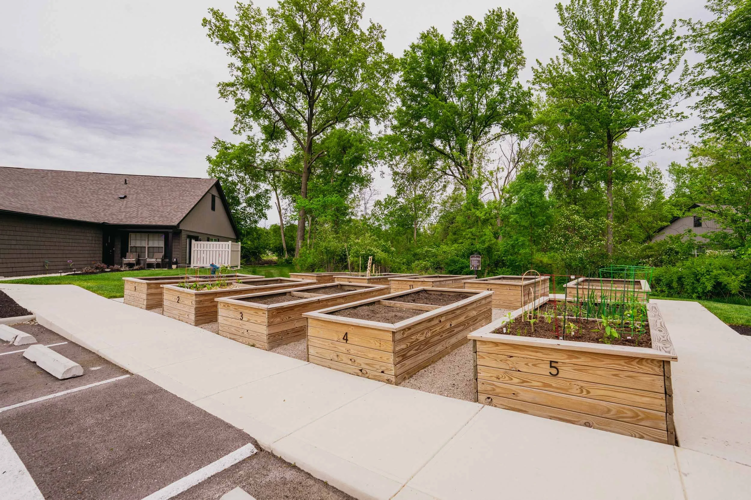 The Residences at Eastwood | Apartment Homes in Reynoldsburg, OH | Community Garden