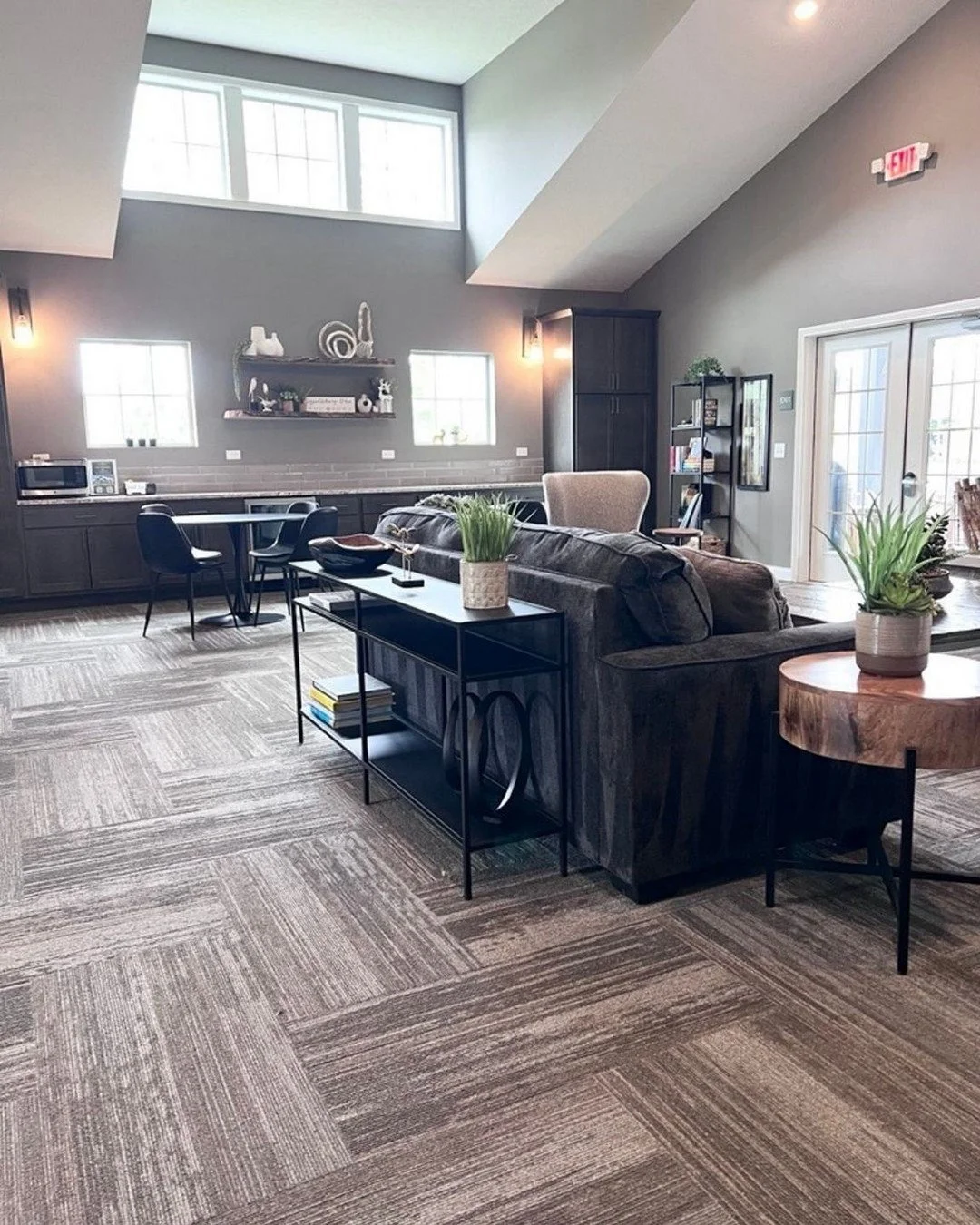 Got something to celebrate? 🎉Whether it&rsquo;s a birthday, family get-together, or just an excuse to spend time with friends, our clubhouse is available for residents to rent and enjoy! 

It&rsquo;s the perfect spot to make memories without having 