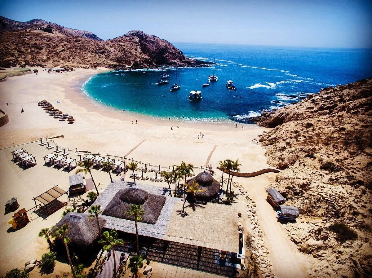 Santa Maria Bay for snorkeling awesome fun with family and friends couples adventure 5 star five star vacation rental in cabo san Lucas los Cabos