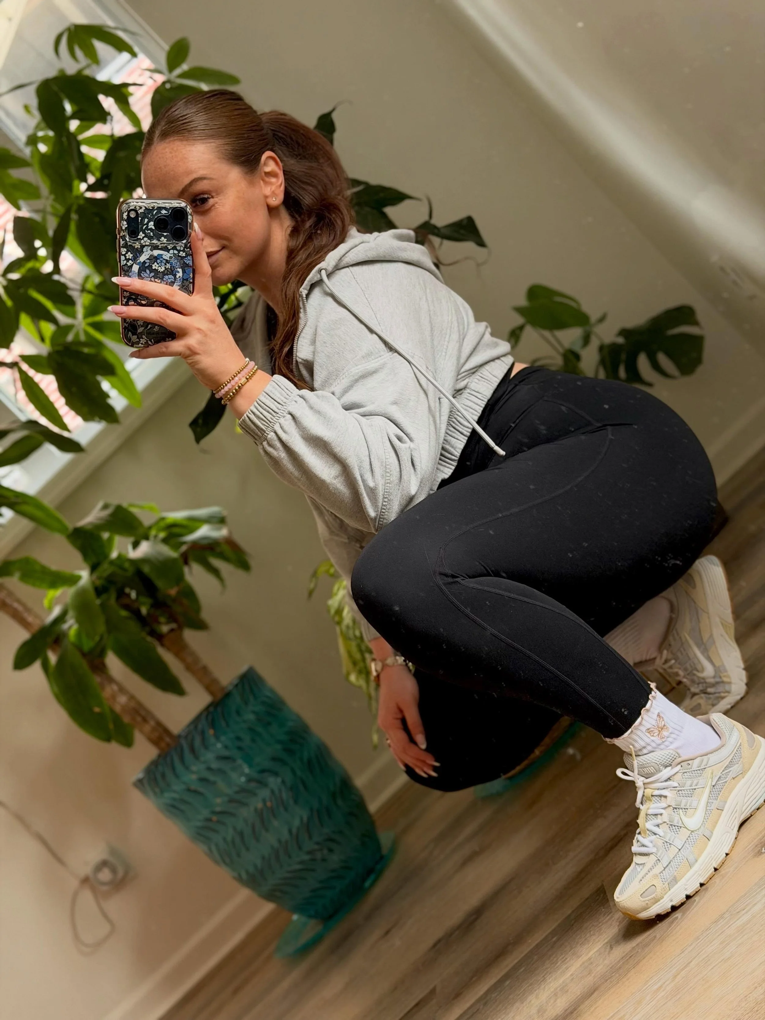 Kicks &amp; Grips: Episode 1 

Shoes and grip socks I wore while teaching Pilates and Yoga 🔥

Send some grip socks recommendations 👇

#pilates #gripsocks #matpilates #yoga #newjersey