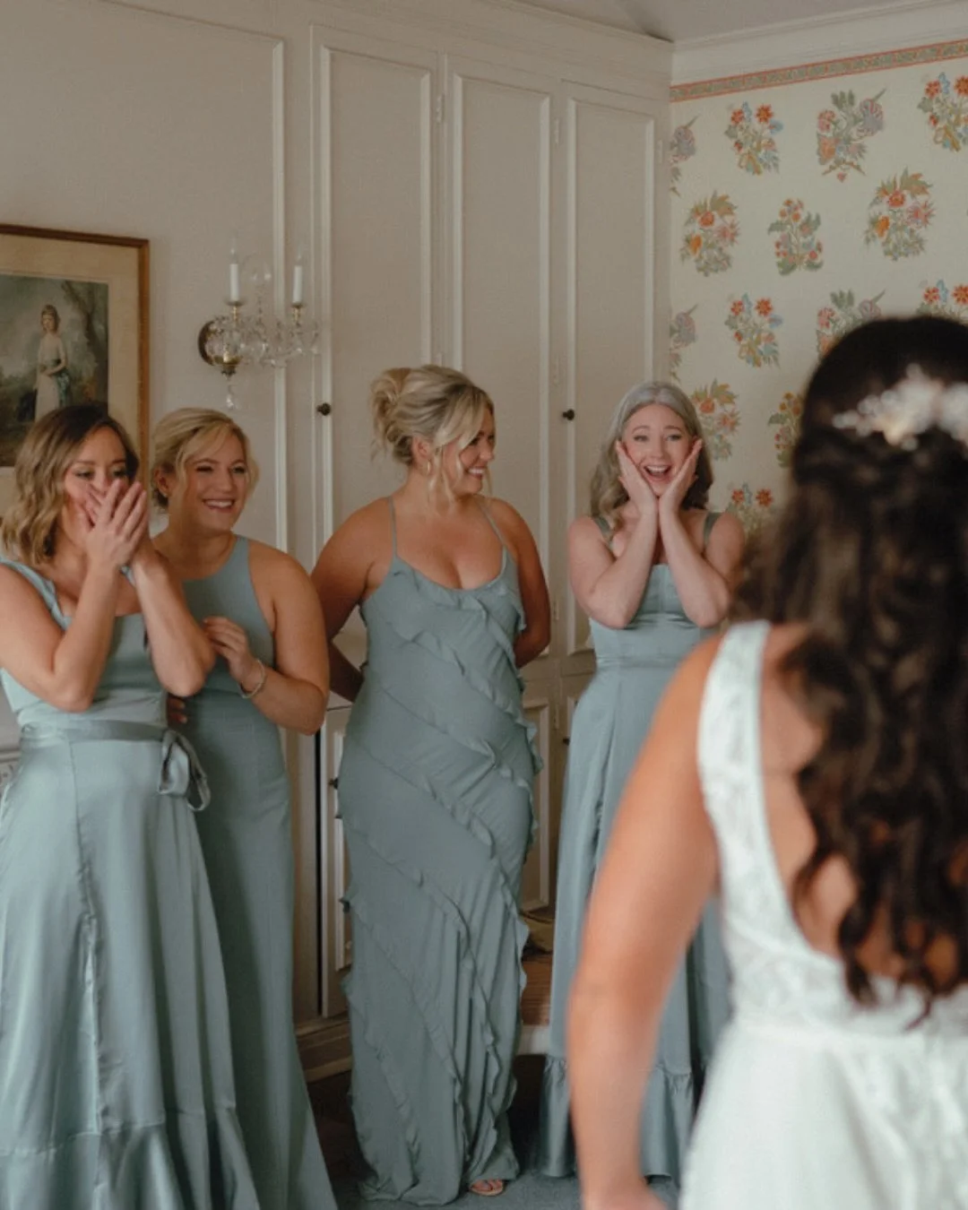 Everyone talks about the big moments&hellip;
&hellip;but it&rsquo;s these ones that stay with you.

The deep breath before you walk out. Your girls seeing you for the first time. Your mom holding you a little longer than usual.
It&rsquo;s not just ab