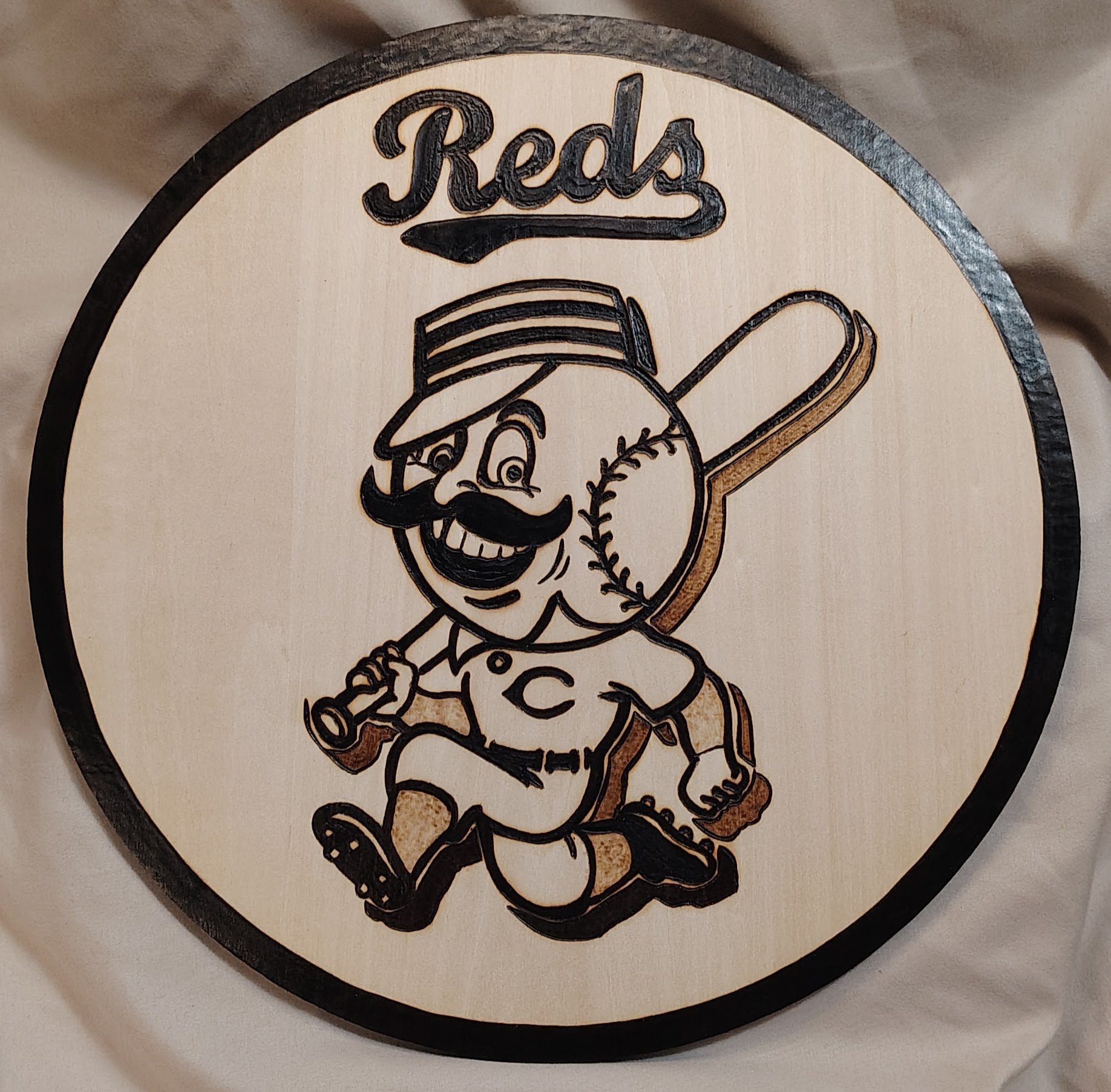 Cincy_redleggs_mascot1.jpg