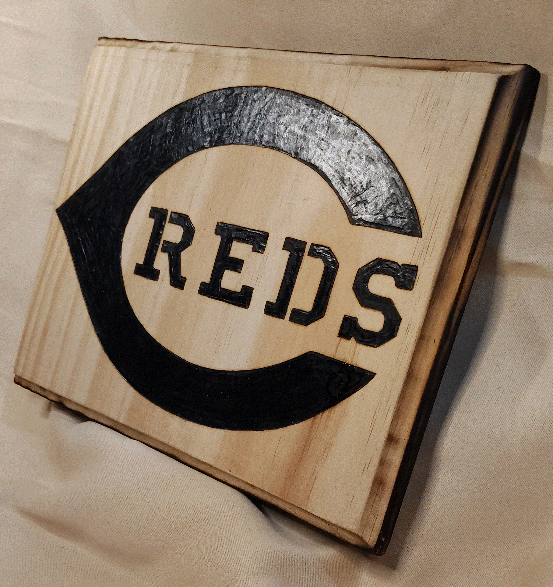The Big C Cincinnati Reds Logo Side 2.png